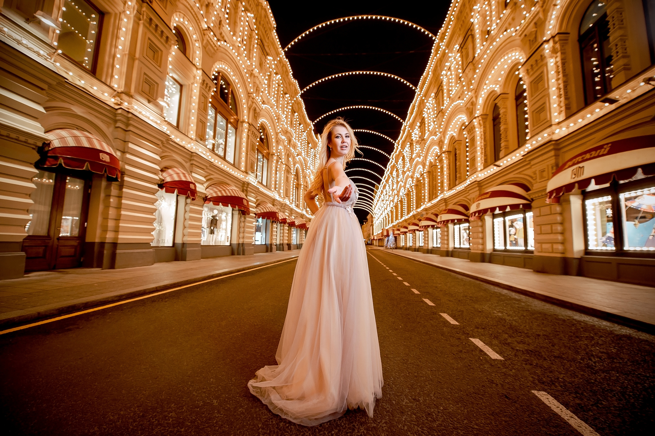 ЦУМ ночью фотосессия