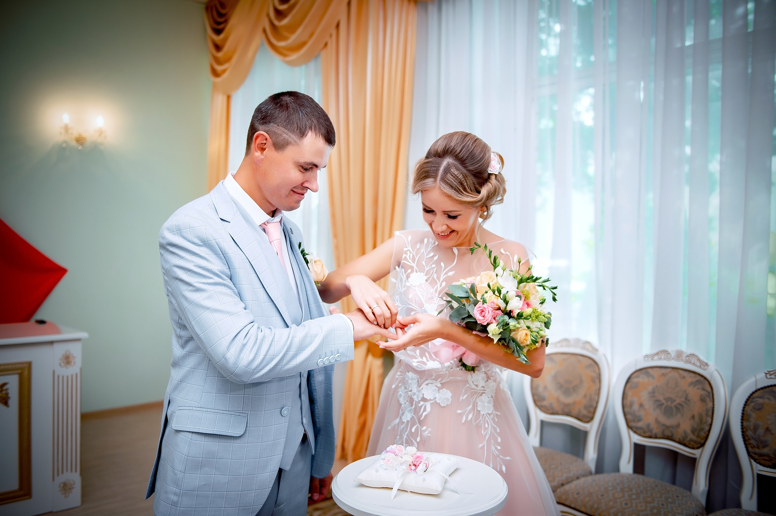 Свадебная фотосессия В Звездном городке. Свадебный и семейный фотограф Виктория Носачёва. Щелково, Москва и МО
