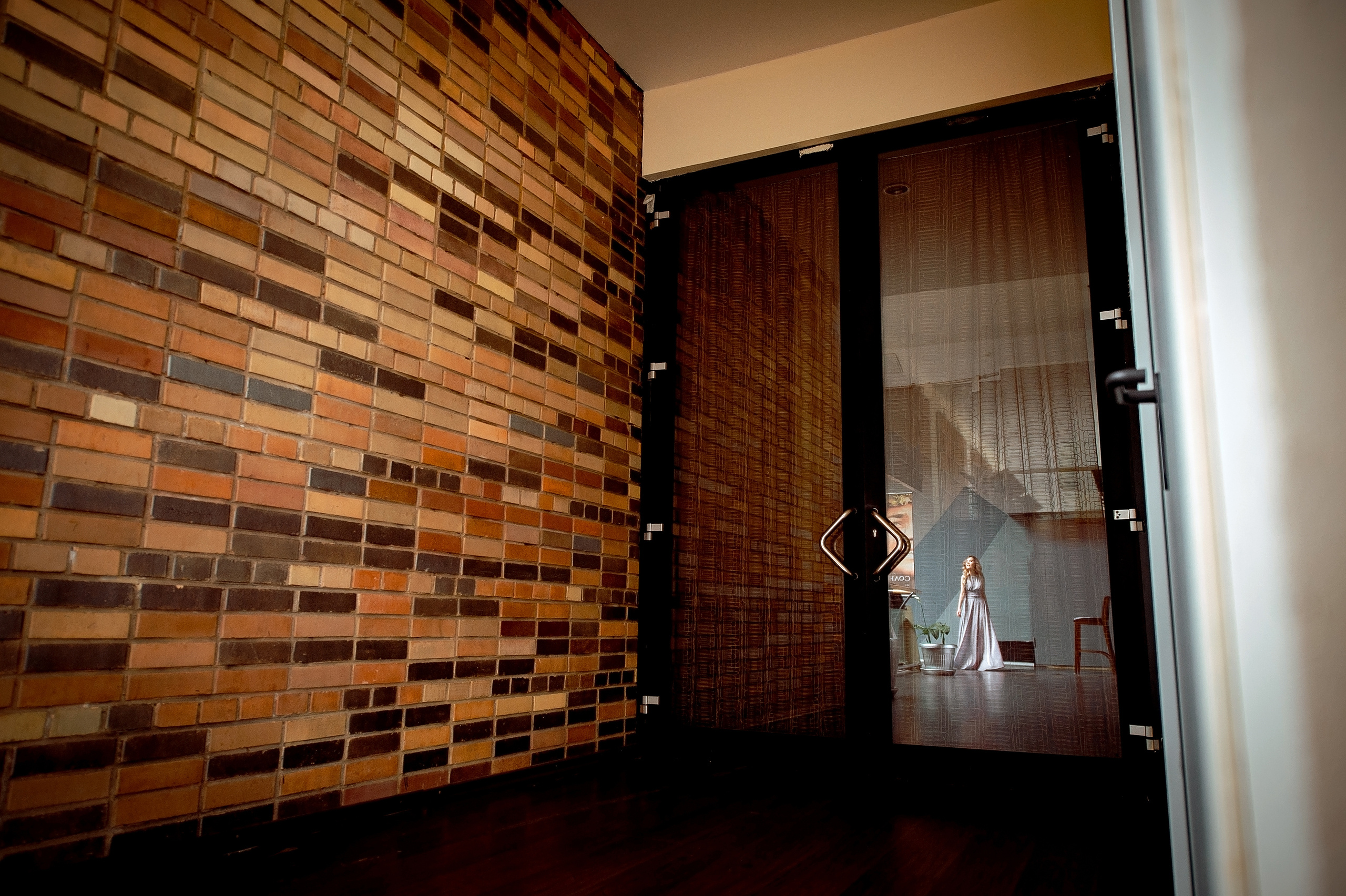 Свадьба В Щелково с фотосессией в кинотеатре и кафе. Свадебный и семейный фотограф Виктория Носачёва. Щелково, Москва и МО