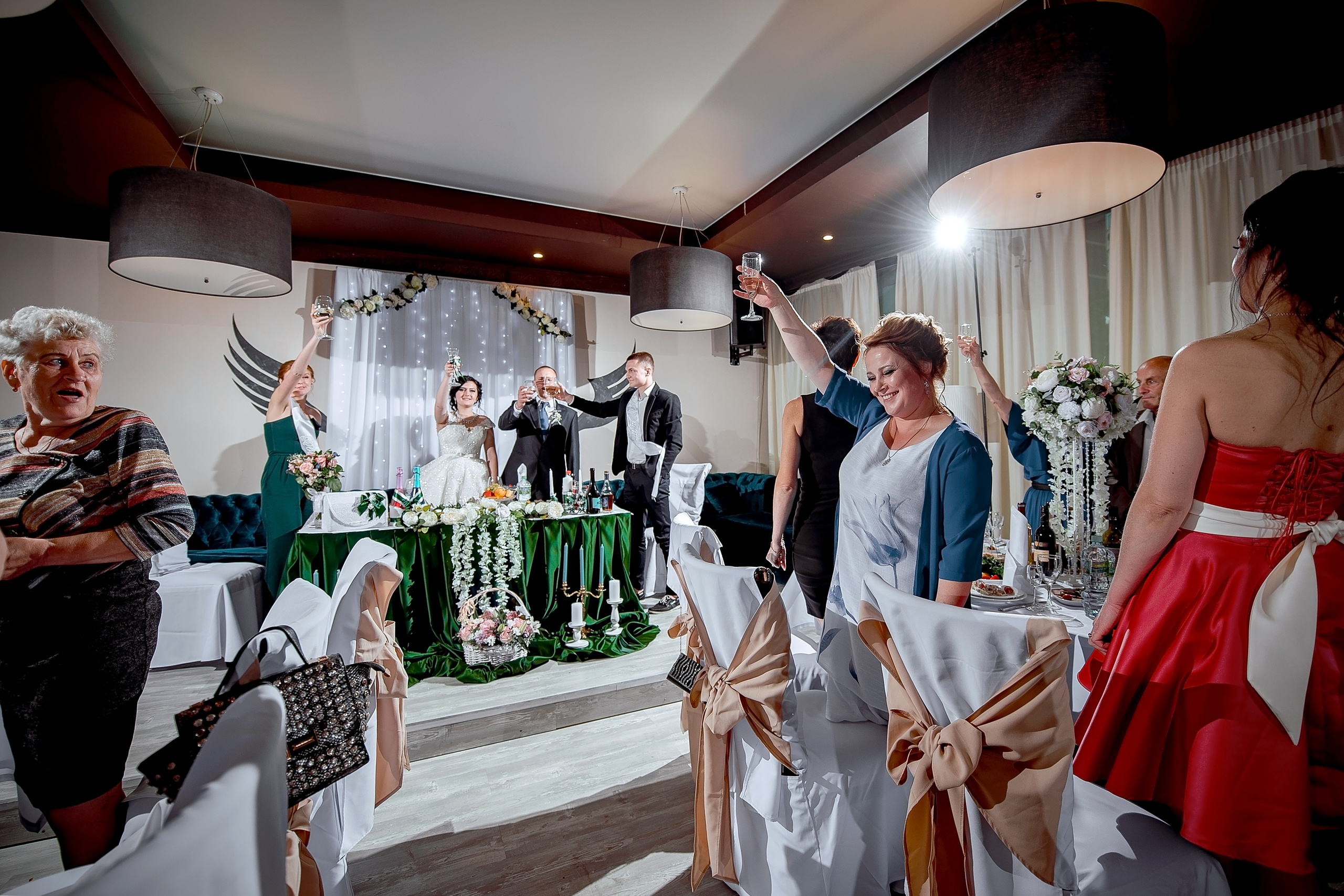 Свадьба в Ивантеевке летом полный день. Свадебный и семейный фотограф Виктория Носачёва. Щелково, Москва и МО