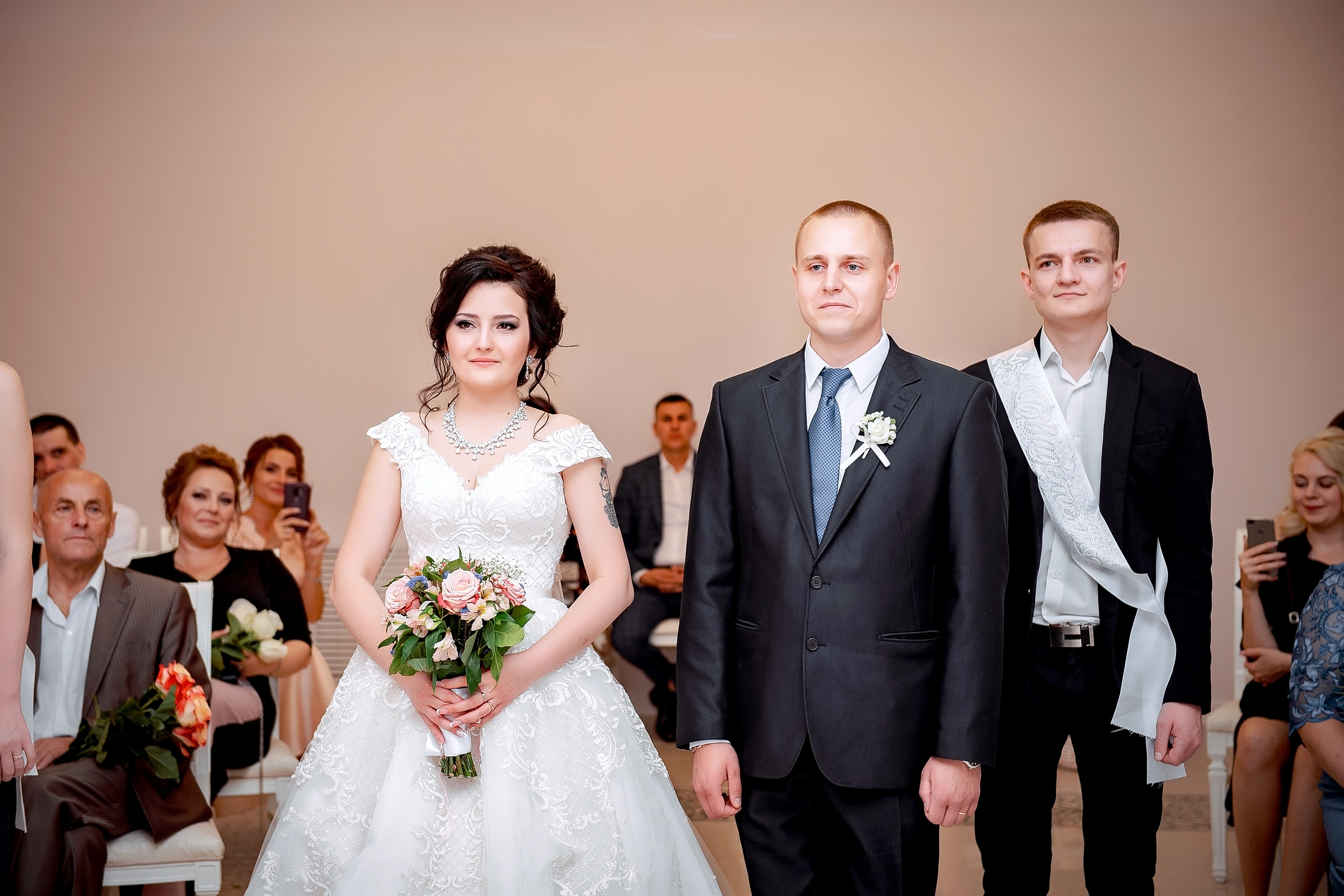 Свадьба в Ивантеевке летом полный день. Свадебный и семейный фотограф Виктория Носачёва. Щелково, Москва и МО