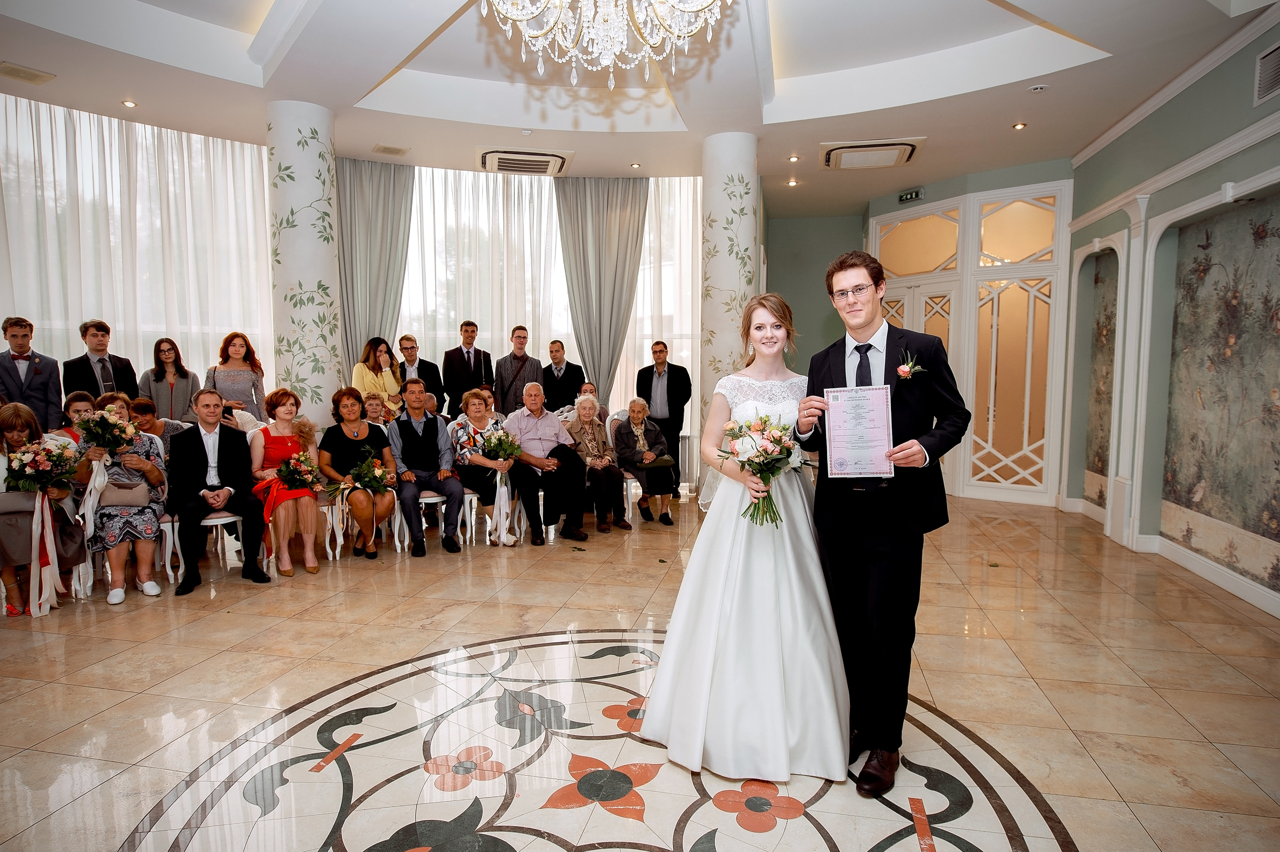 Свадьба в Балашихе летом полный день. Свадебный и семейный фотограф Виктория Носачёва. Щелково, Москва и МО