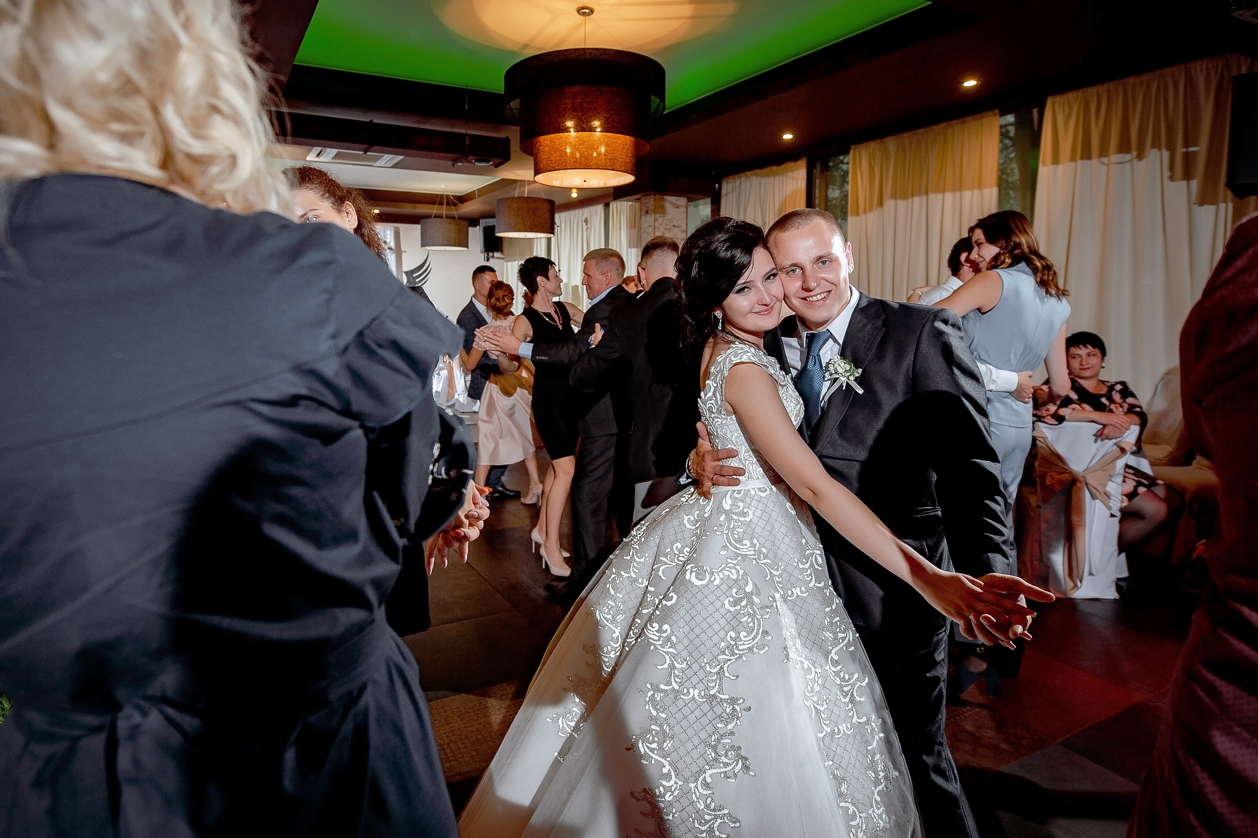 Свадьба в Ивантеевке летом полный день. Свадебный и семейный фотограф Виктория Носачёва. Щелково, Москва и МО