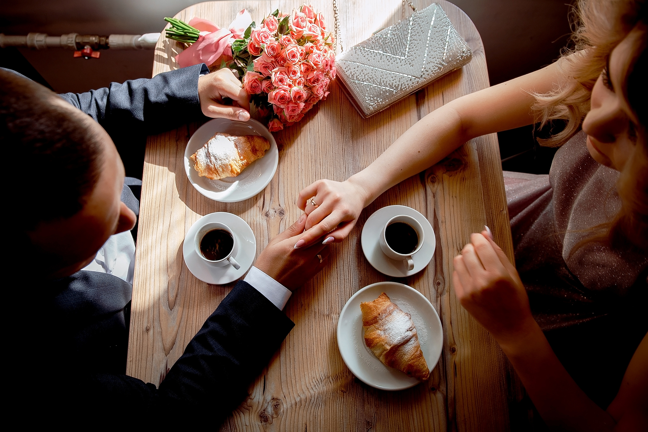 Свадьба В Щелково с фотосессией в кинотеатре и кафе. Свадебный и семейный фотограф Виктория Носачёва. Щелково, Москва и МО