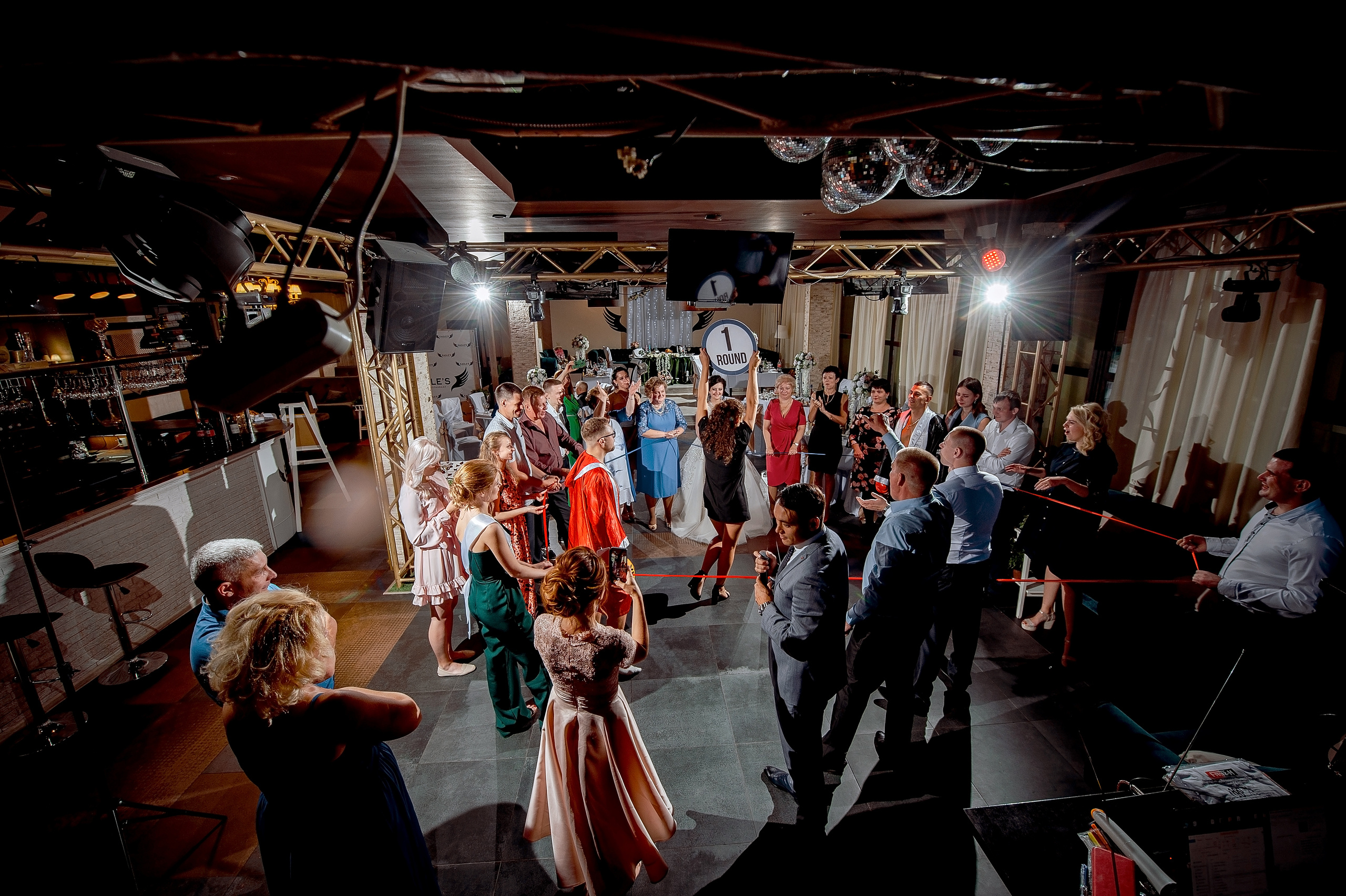 Свадьба в Ивантеевке летом полный день. Свадебный и семейный фотограф Виктория Носачёва. Щелково, Москва и МО