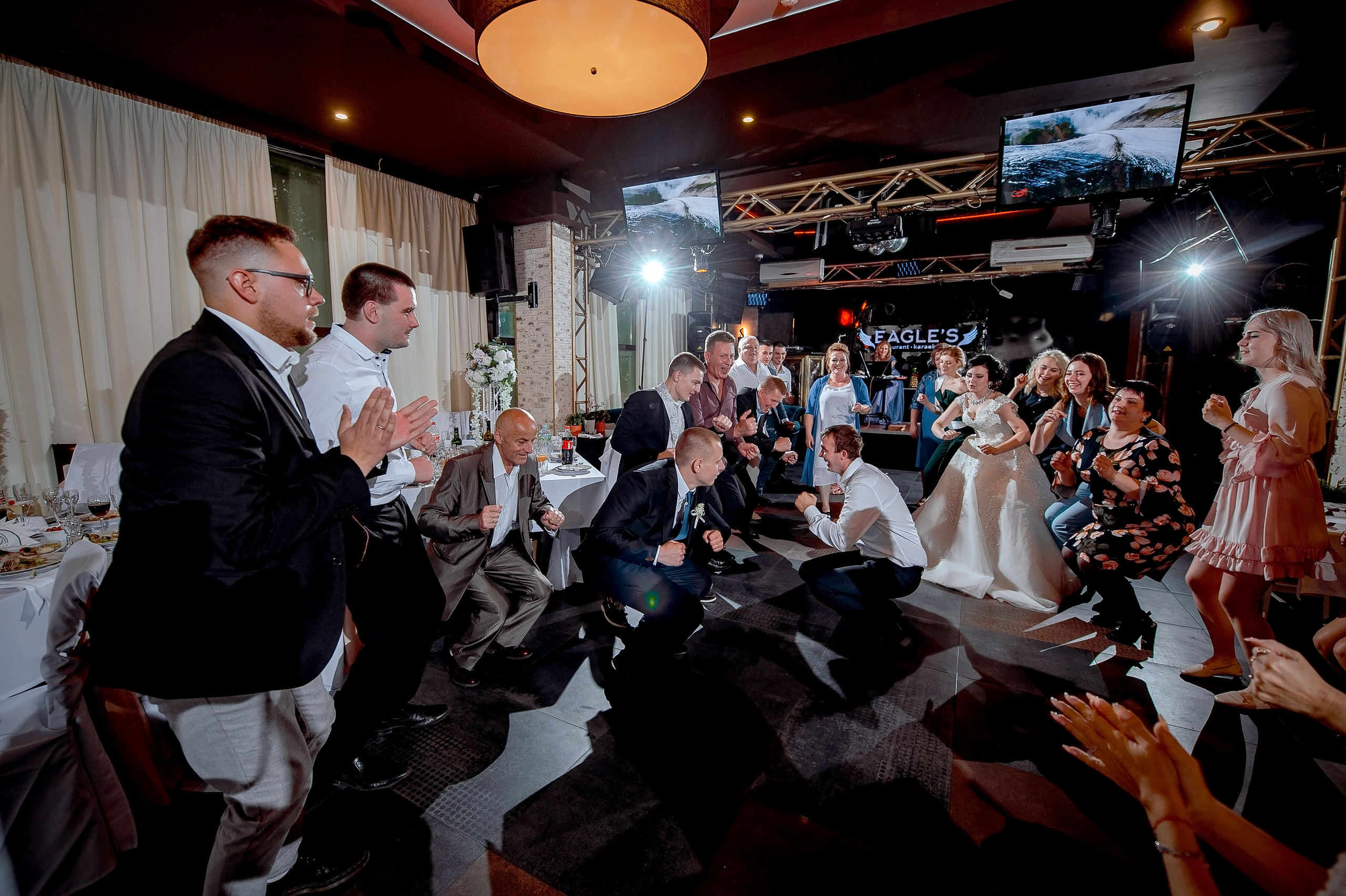 Свадьба в Ивантеевке летом полный день. Свадебный и семейный фотограф Виктория Носачёва. Щелково, Москва и МО