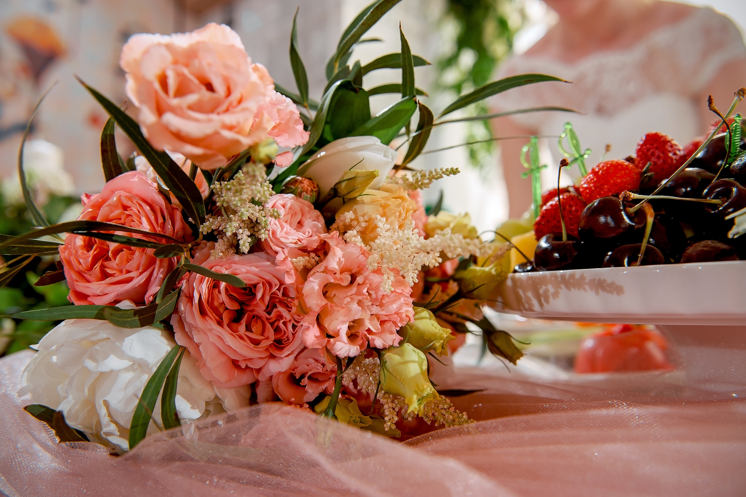 Свадьба в Балашихе летом полный день. Свадебный и семейный фотограф Виктория Носачёва. Щелково, Москва и МО