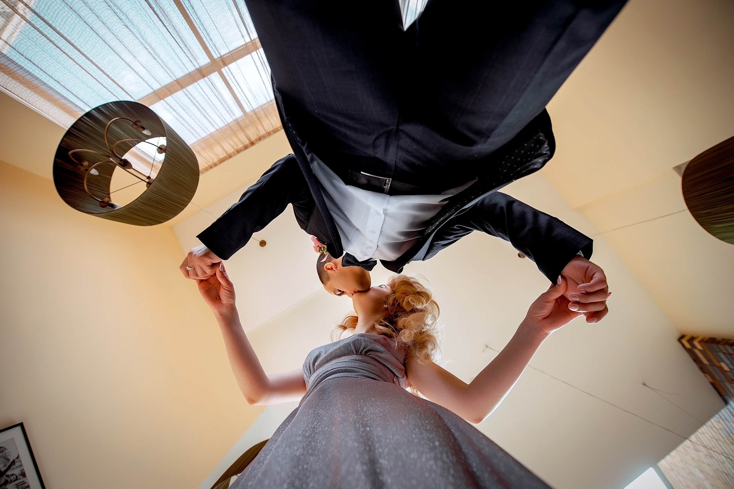 Свадьба В Щелково с фотосессией в кинотеатре и кафе. Свадебный и семейный фотограф Виктория Носачёва. Щелково, Москва и МО