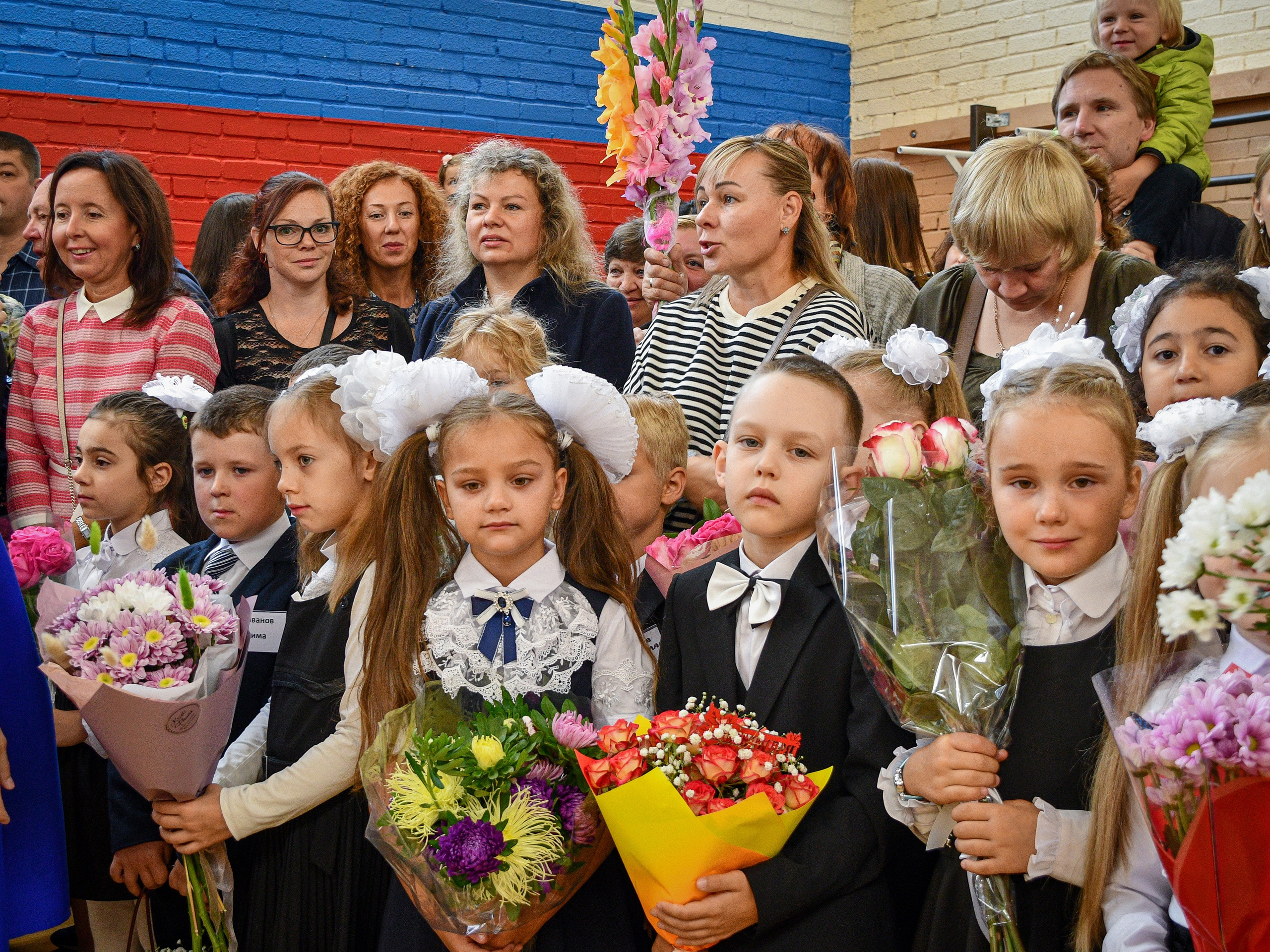 Линейка в 1 классе. Фотограф в Санкт-Петербурге Ксения Яковчук