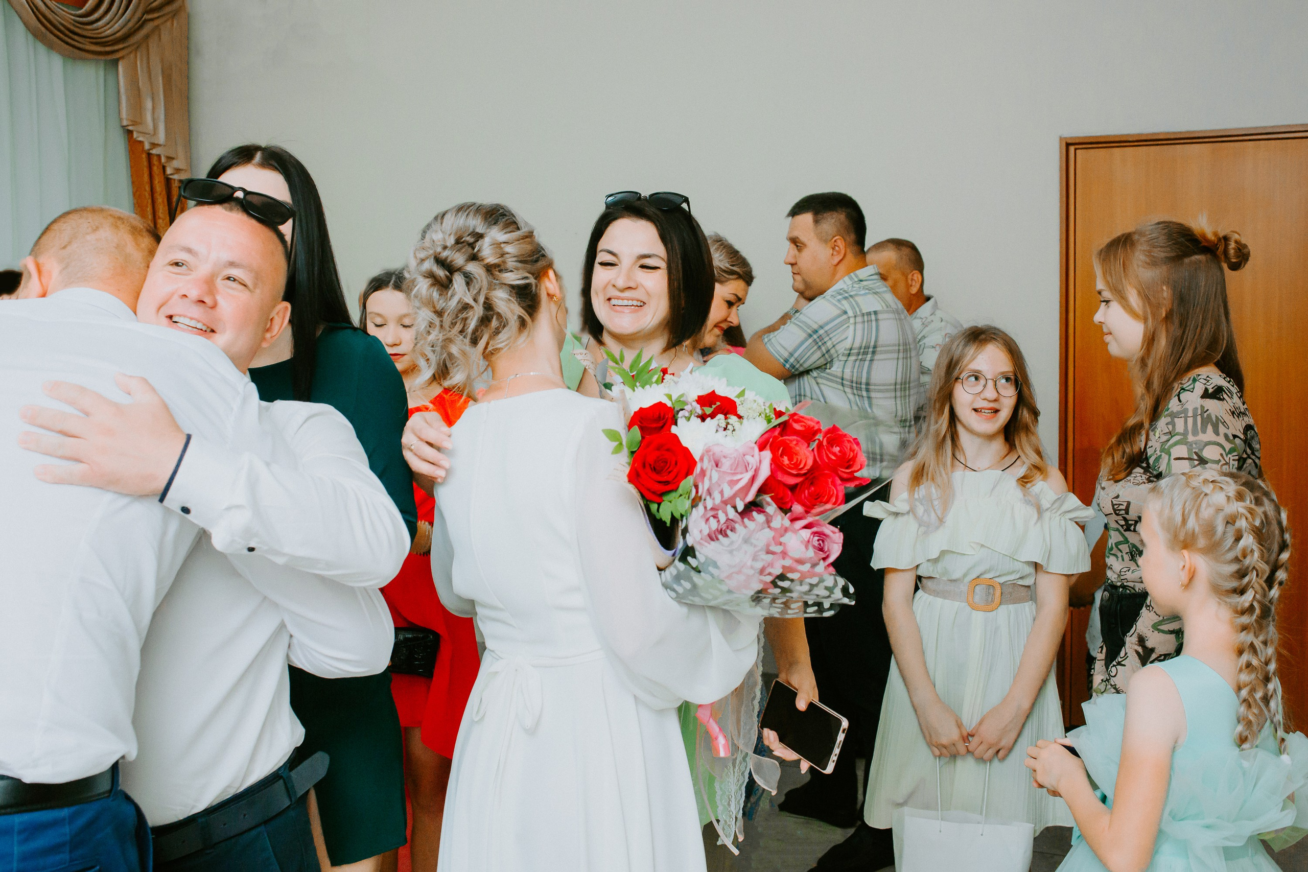 Загс и прогулка. Елена и Виктор. Фотограф в Челябинске Ополихина Анна