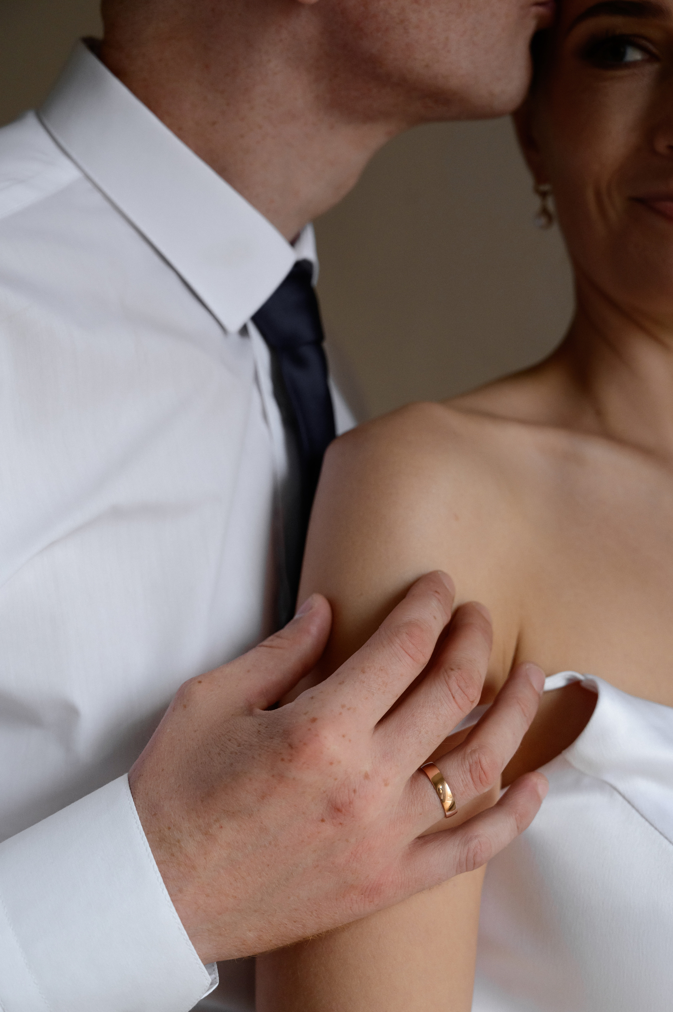 Свадьба. Профессиональный фотограф беременности в СПБ. Стильные фотосессии беременности в стиле минимализм и классическая фотография