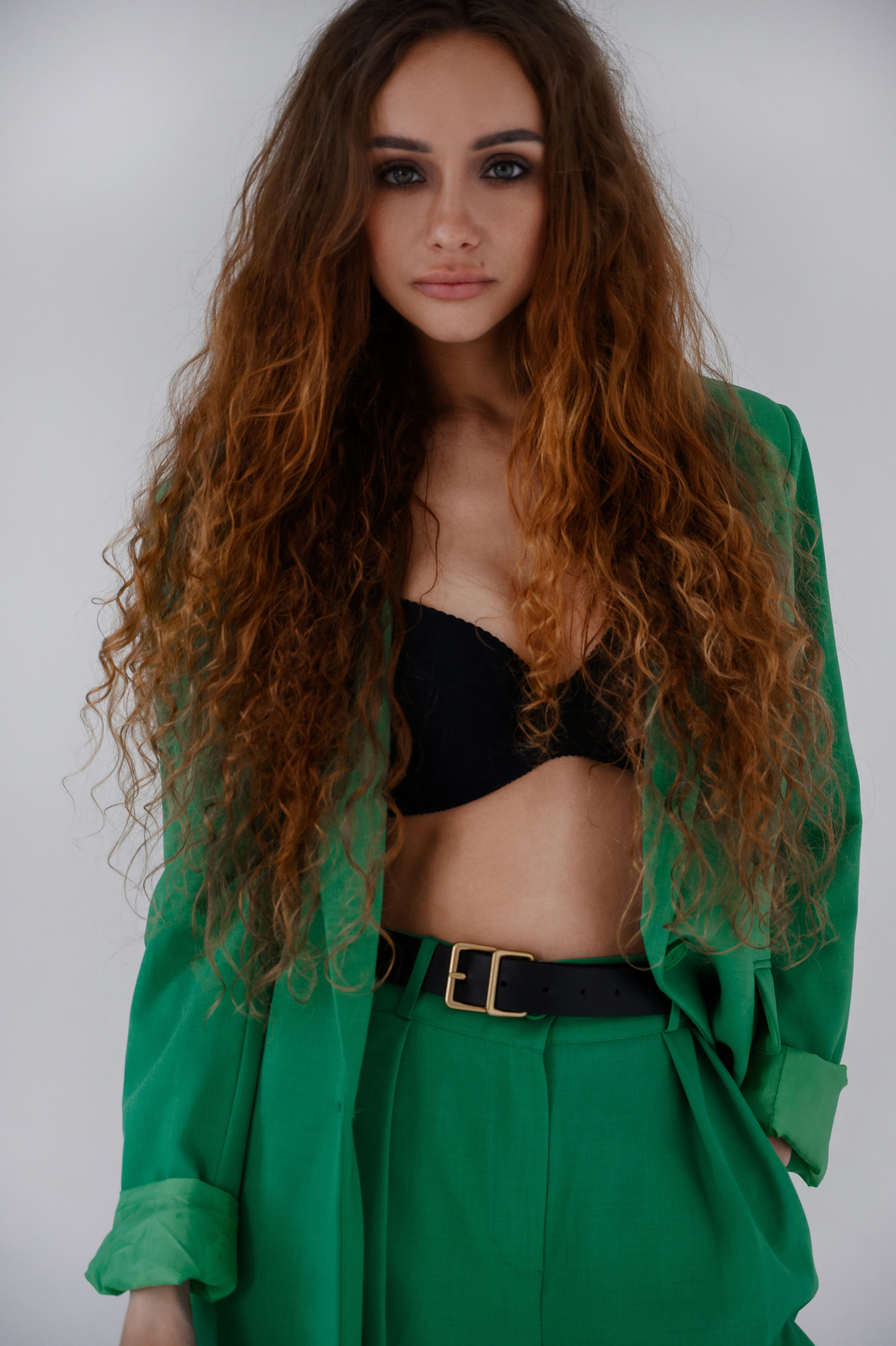 Валерия. Профессиональный фотограф беременности в СПБ. Стильные фотосессии беременности в стиле минимализм и классическая фотография