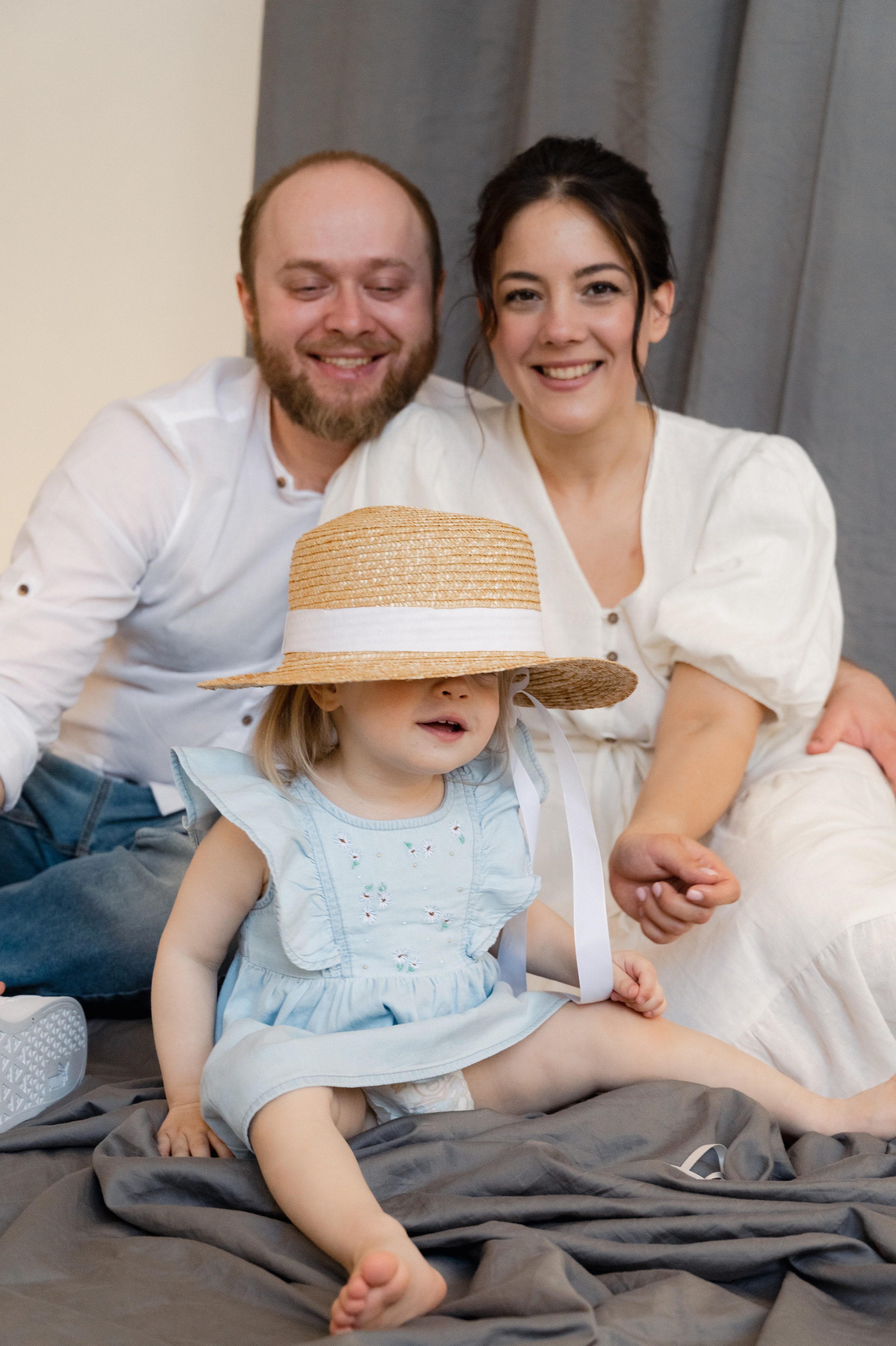 Алина. Профессиональный фотограф беременности в СПБ. Стильные фотосессии беременности в стиле минимализм и классическая фотография