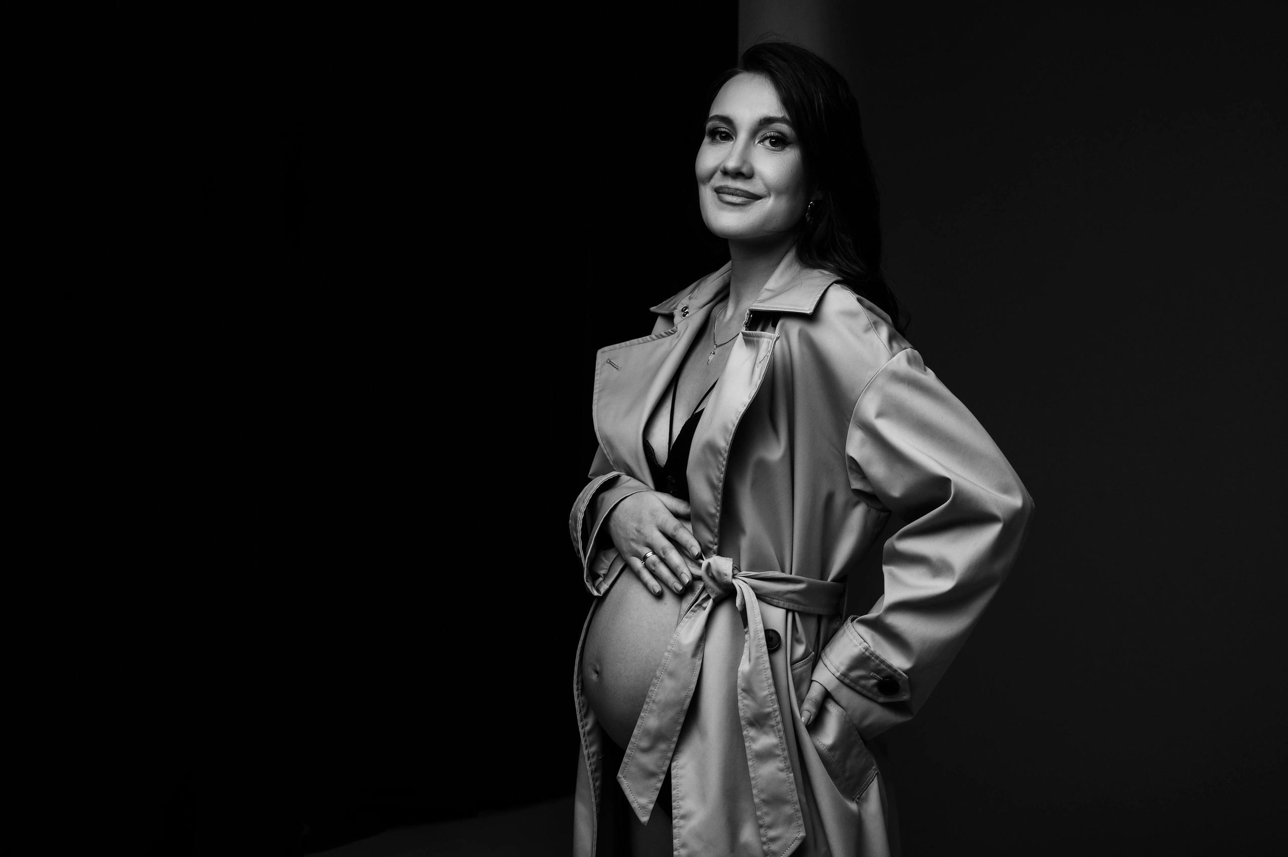 Анастасия. Профессиональный фотограф беременности в СПБ. Стильные фотосессии беременности в стиле минимализм и классическая фотография