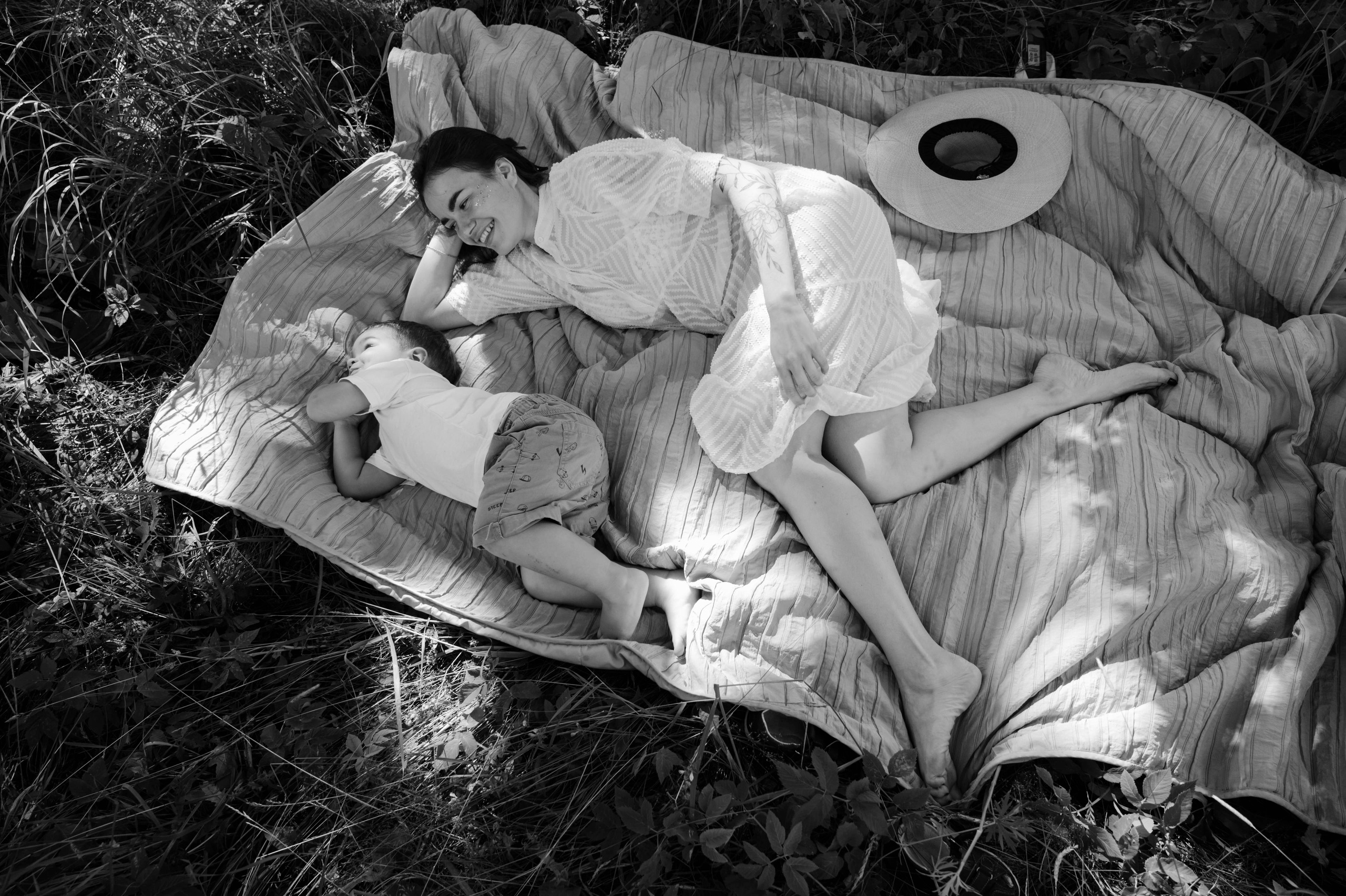 Валерия. Профессиональный фотограф беременности в СПБ. Стильные фотосессии беременности в стиле минимализм и классическая фотография