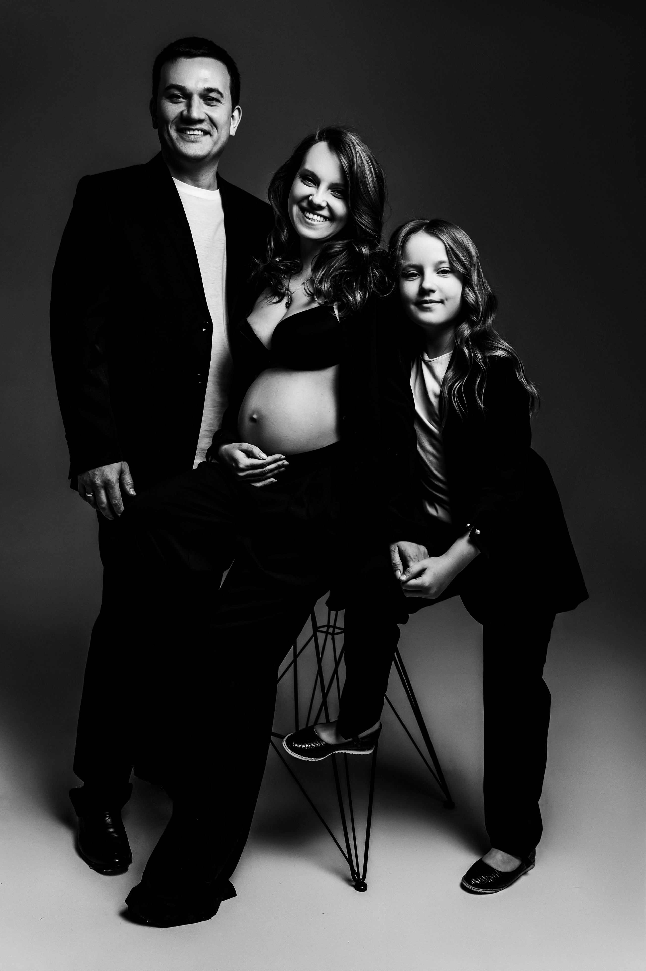 Оксана. Профессиональный фотограф беременности в СПБ. Стильные фотосессии беременности в стиле минимализм и классическая фотография