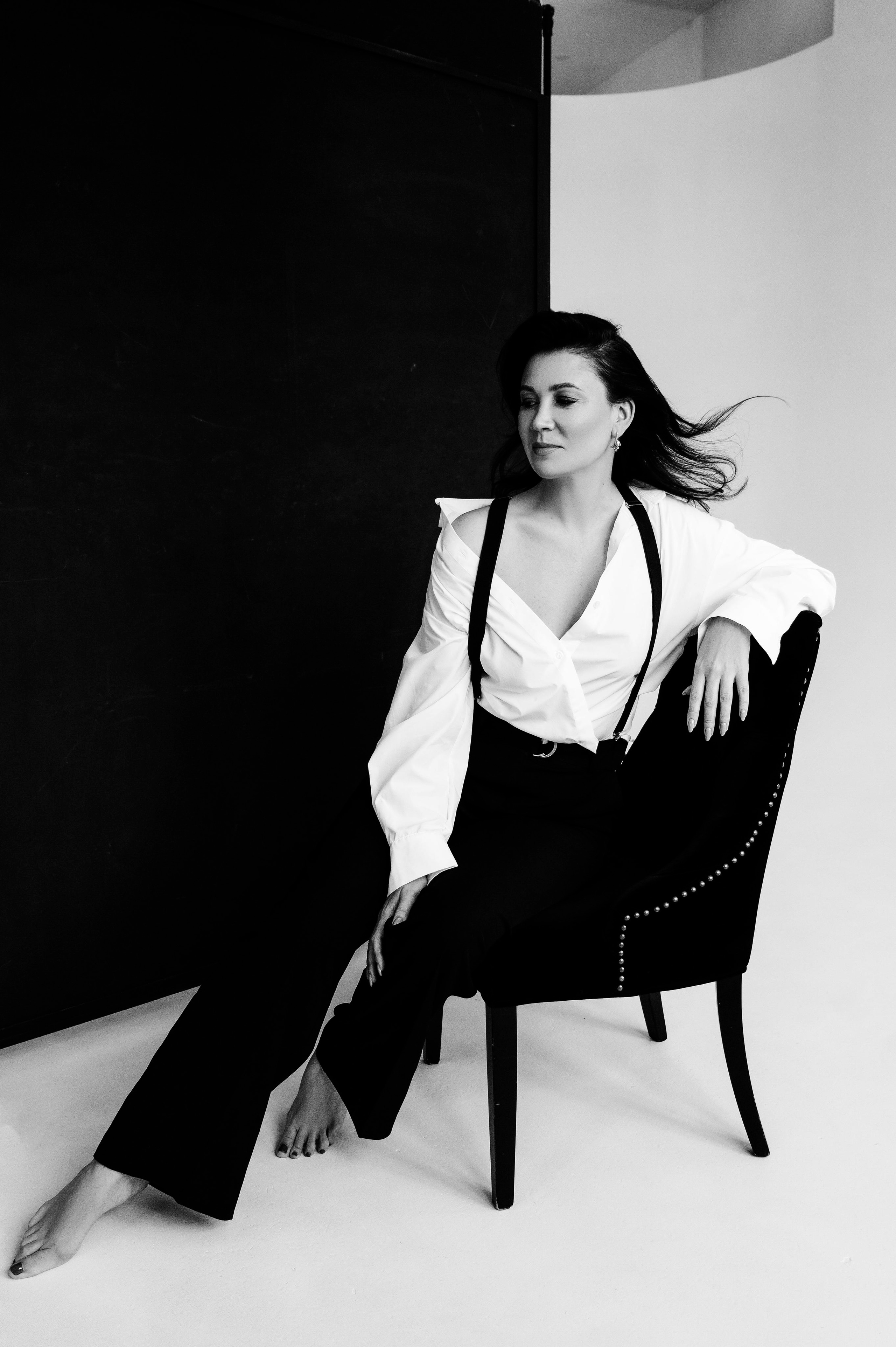 Марина. Профессиональный фотограф беременности в СПБ. Стильные фотосессии беременности в стиле минимализм и классическая фотография