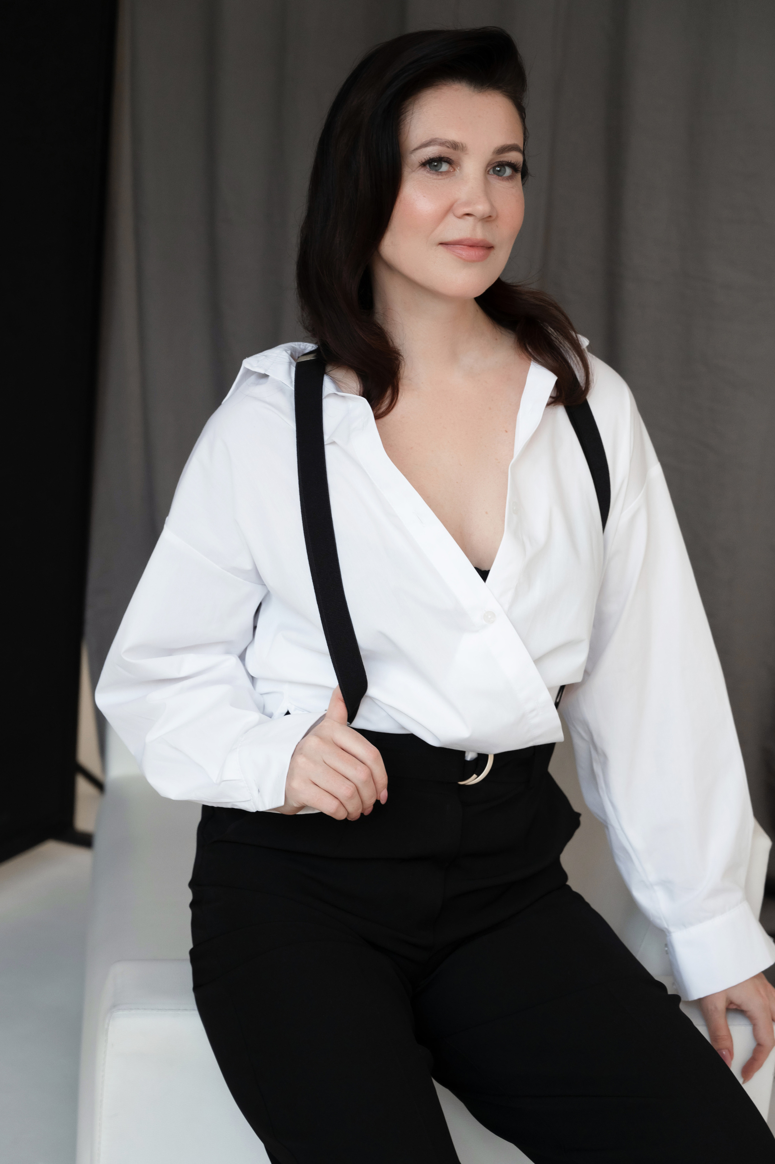 Марина. Профессиональный фотограф беременности в СПБ. Стильные фотосессии беременности в стиле минимализм и классическая фотография