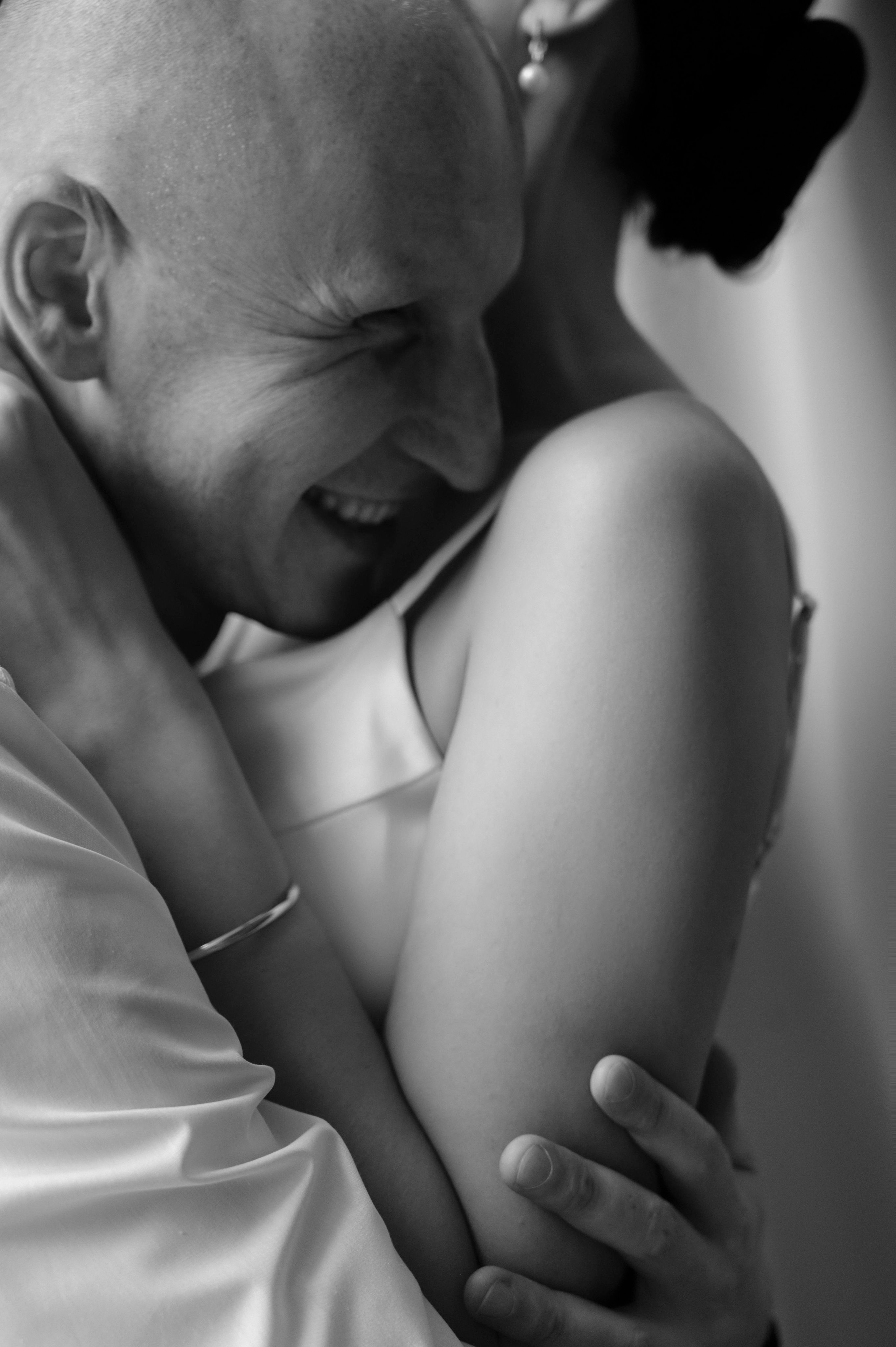 Свадьба. Профессиональный фотограф беременности в СПБ. Стильные фотосессии беременности в стиле минимализм и классическая фотография