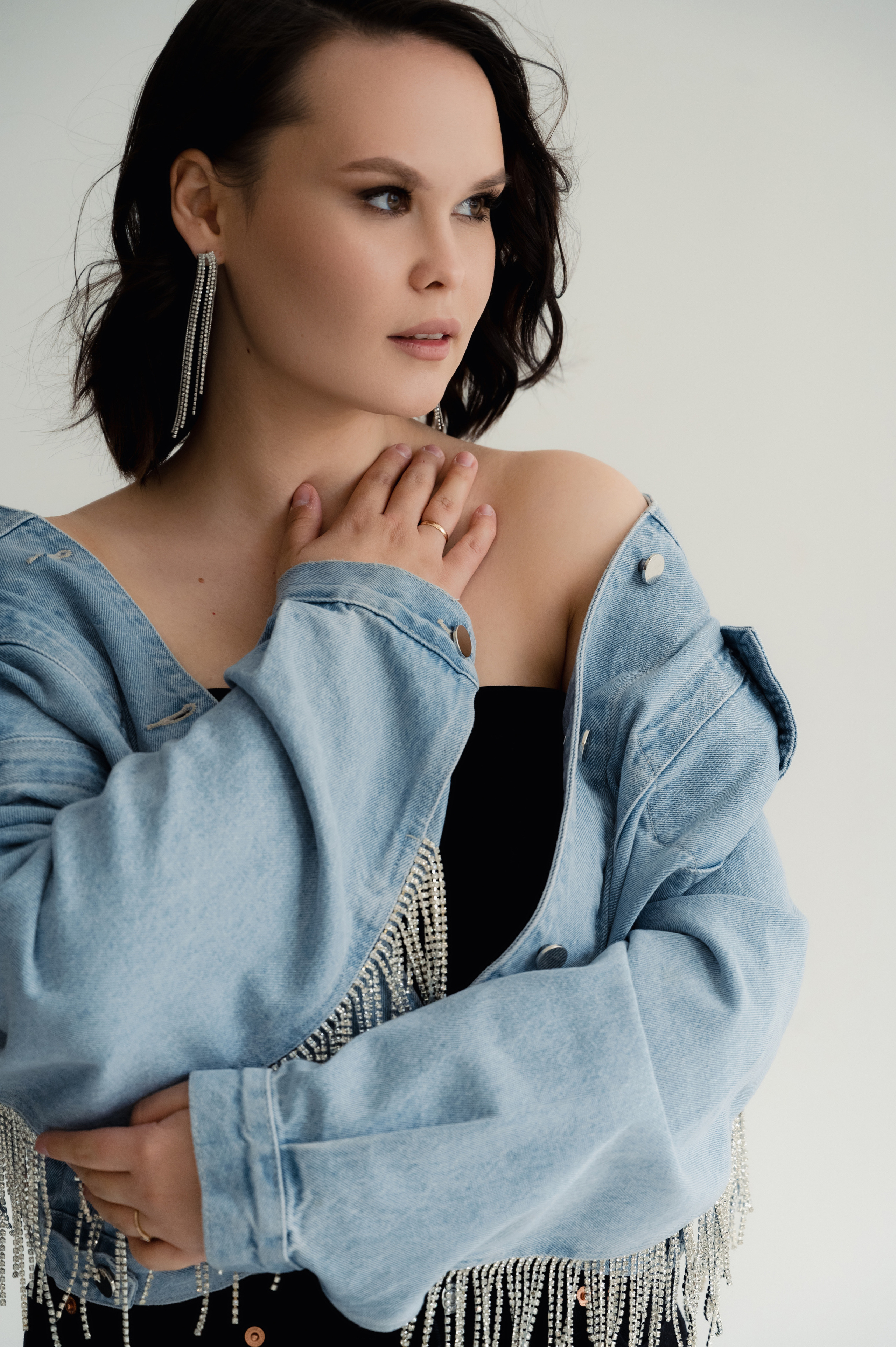 Алина. Профессиональный фотограф беременности в СПБ. Стильные фотосессии беременности в стиле минимализм и классическая фотография