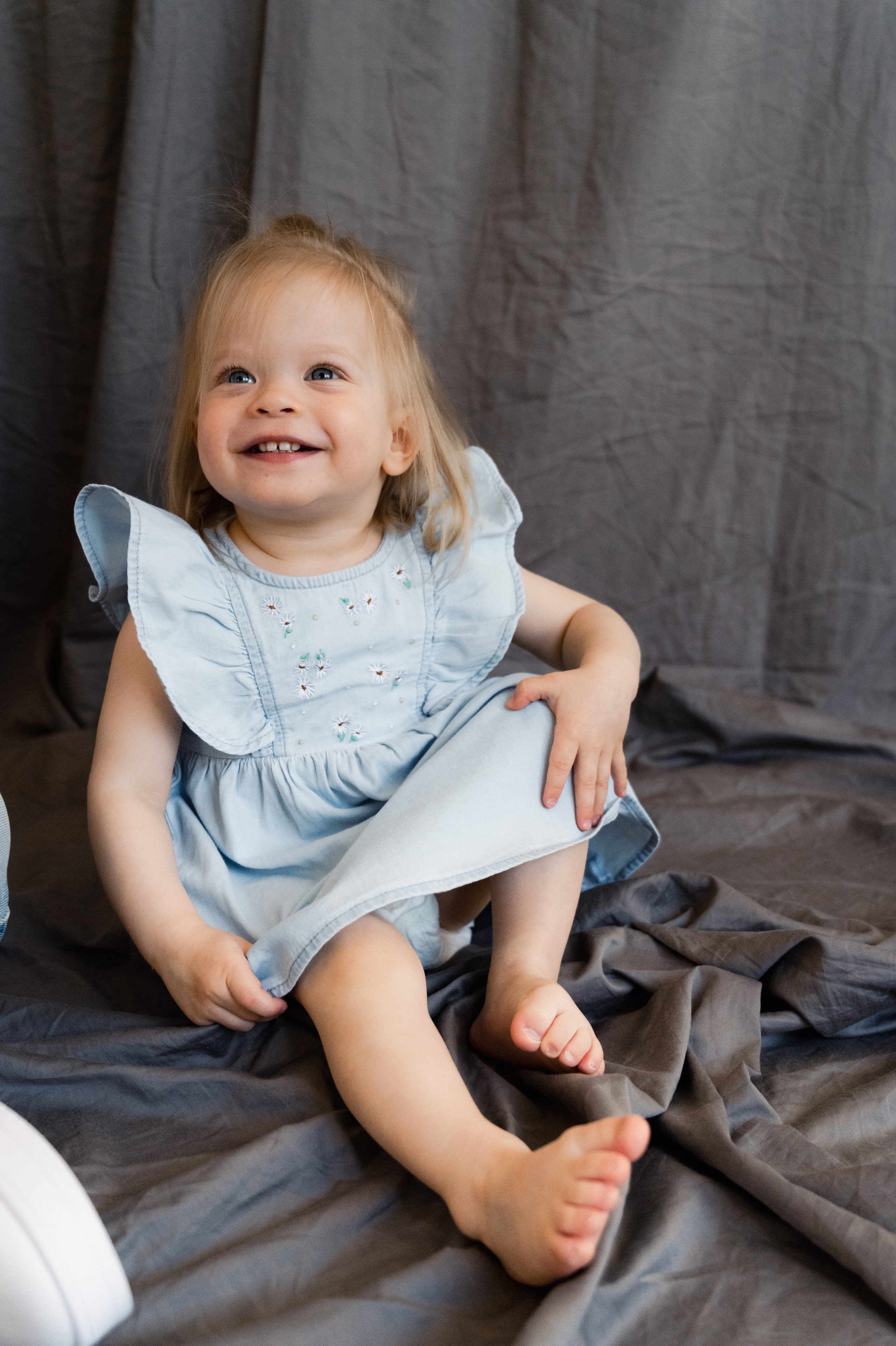 Алина. Профессиональный фотограф беременности в СПБ. Стильные фотосессии беременности в стиле минимализм и классическая фотография