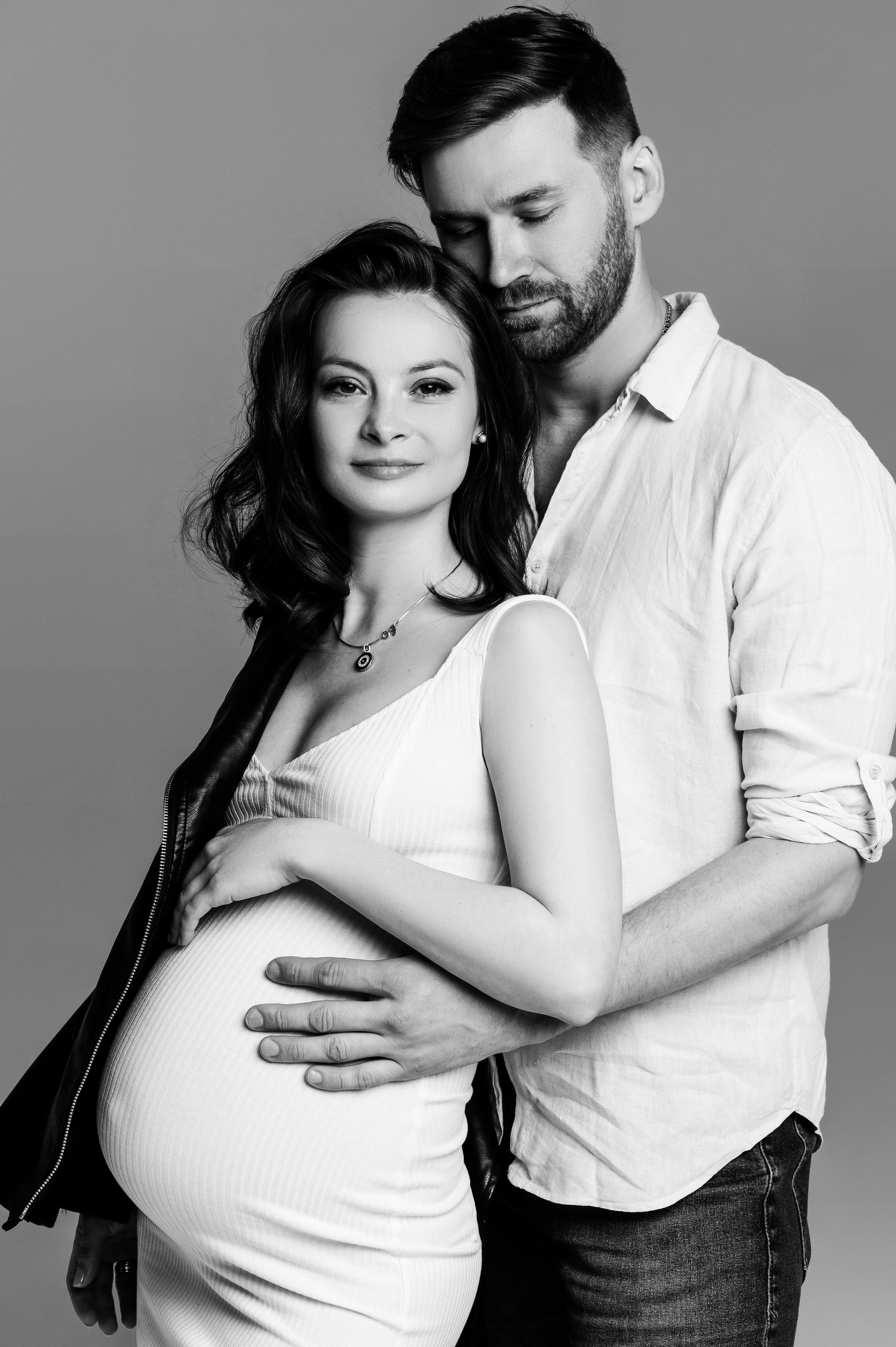 Ирина. Профессиональный фотограф беременности в СПБ. Стильные фотосессии беременности в стиле минимализм и классическая фотография