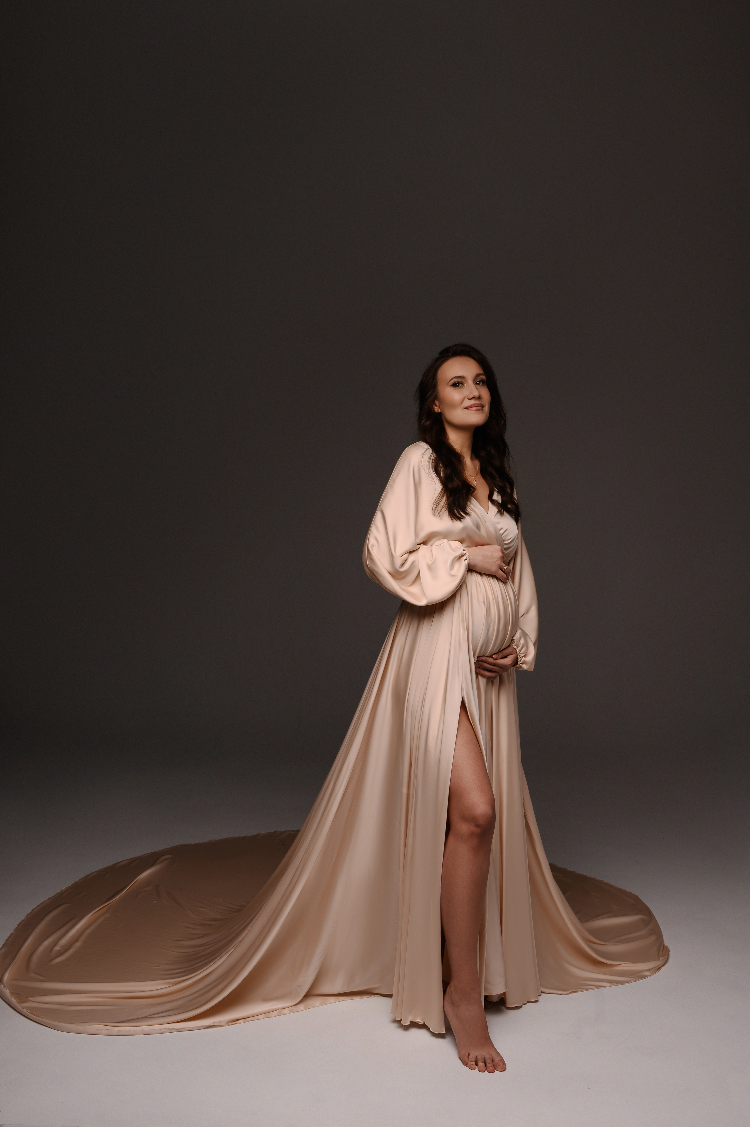 Анастасия. Профессиональный фотограф беременности в СПБ. Стильные фотосессии беременности в стиле минимализм и классическая фотография