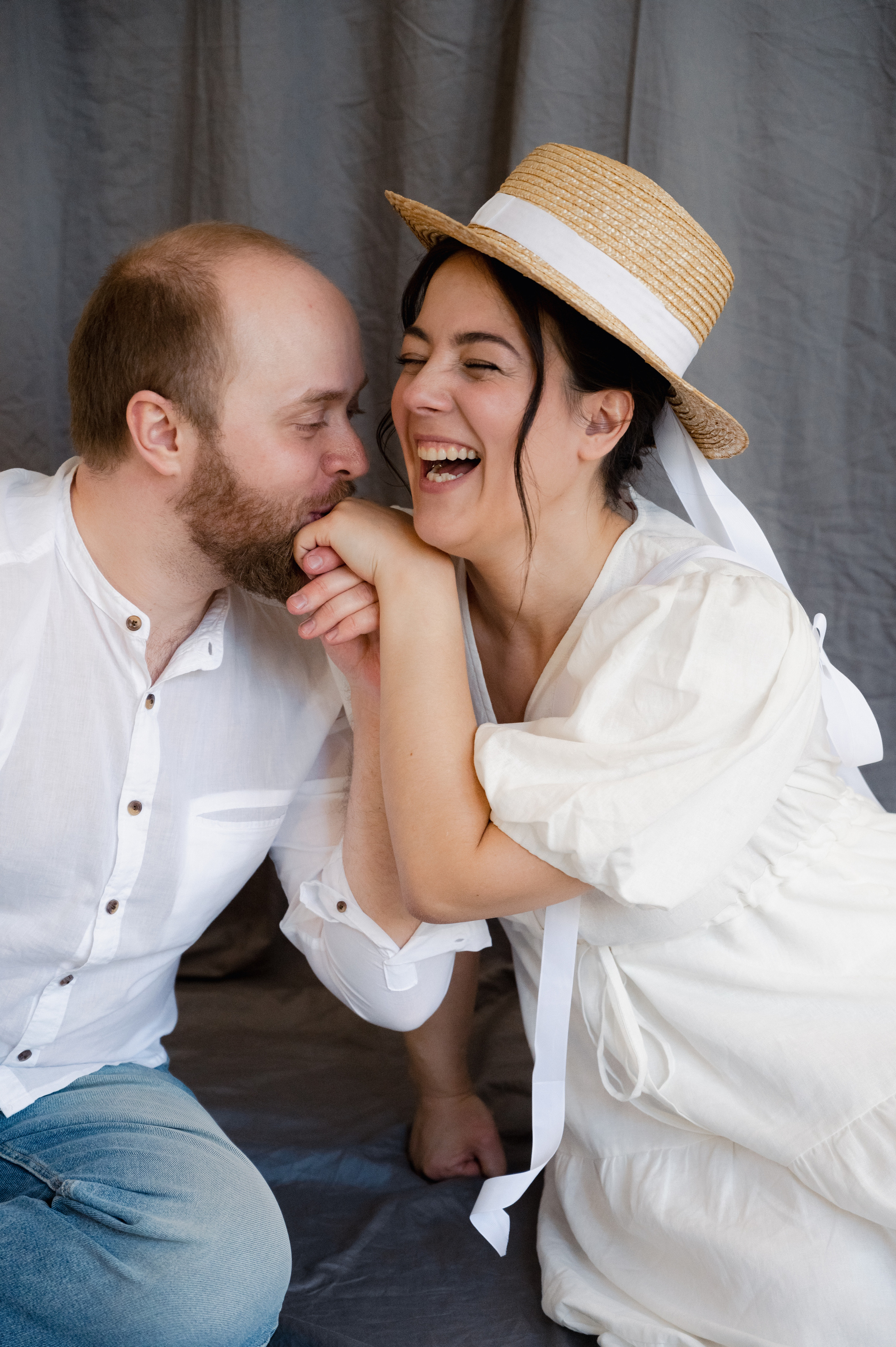 Алина. Профессиональный фотограф беременности в СПБ. Стильные фотосессии беременности в стиле минимализм и классическая фотография