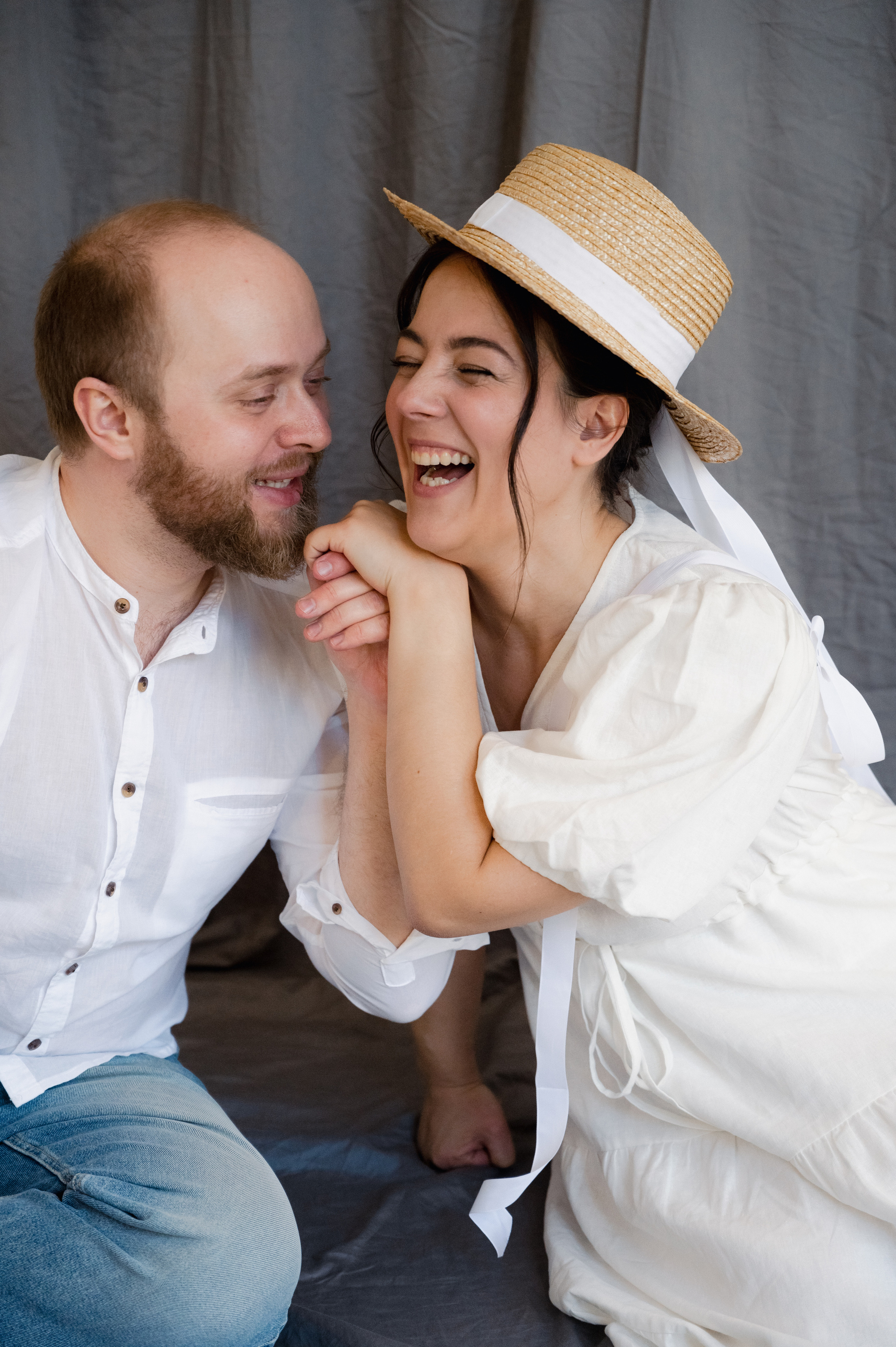 Алина. Профессиональный фотограф беременности в СПБ. Стильные фотосессии беременности в стиле минимализм и классическая фотография