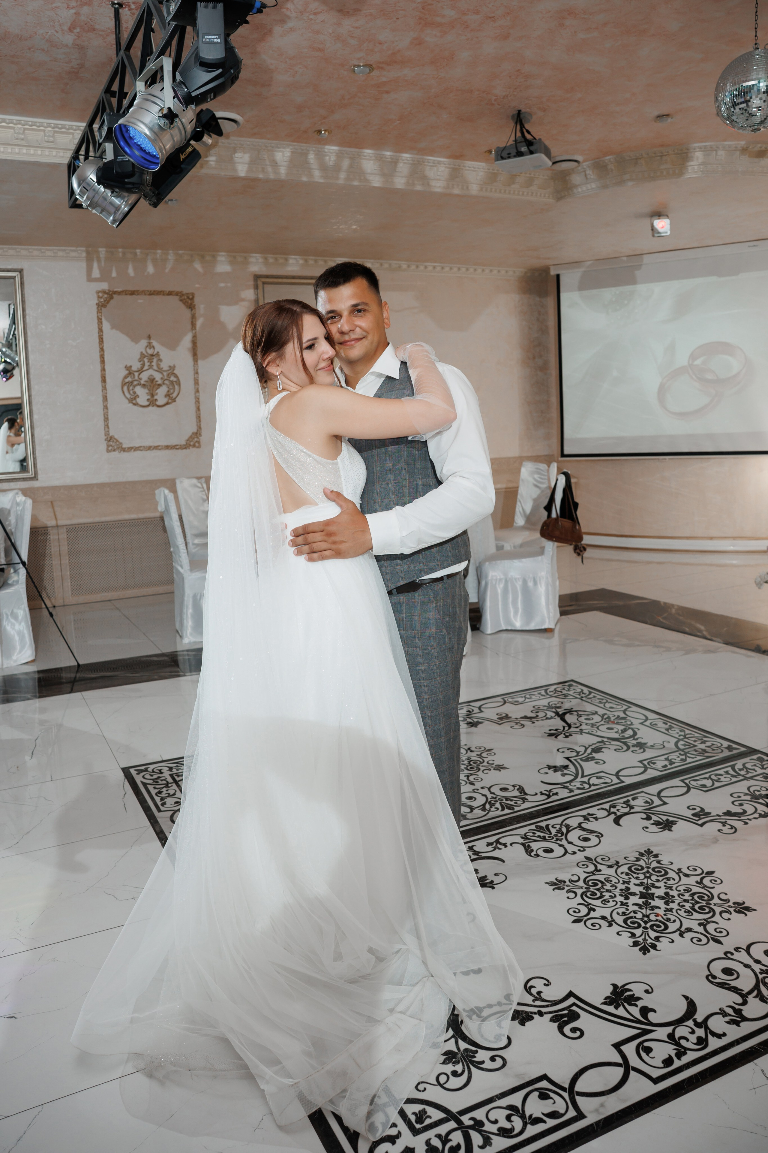 ЗАГС Бутово и Остафьево. Свадебный и репортажный фотограф (Москва, Королев и другие)