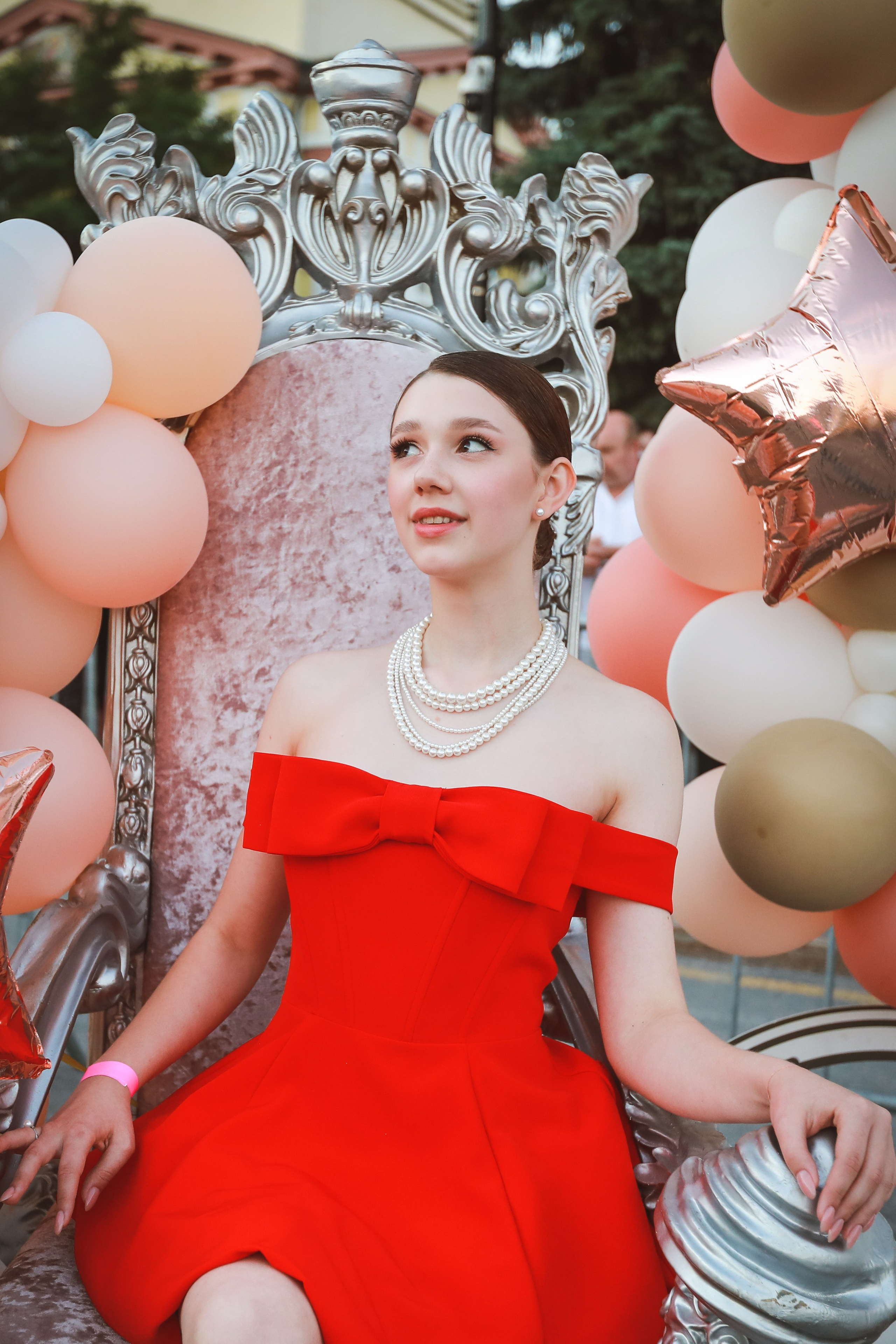 Выпускные альбомы в Липецке фотограф Медведева Лариса. 