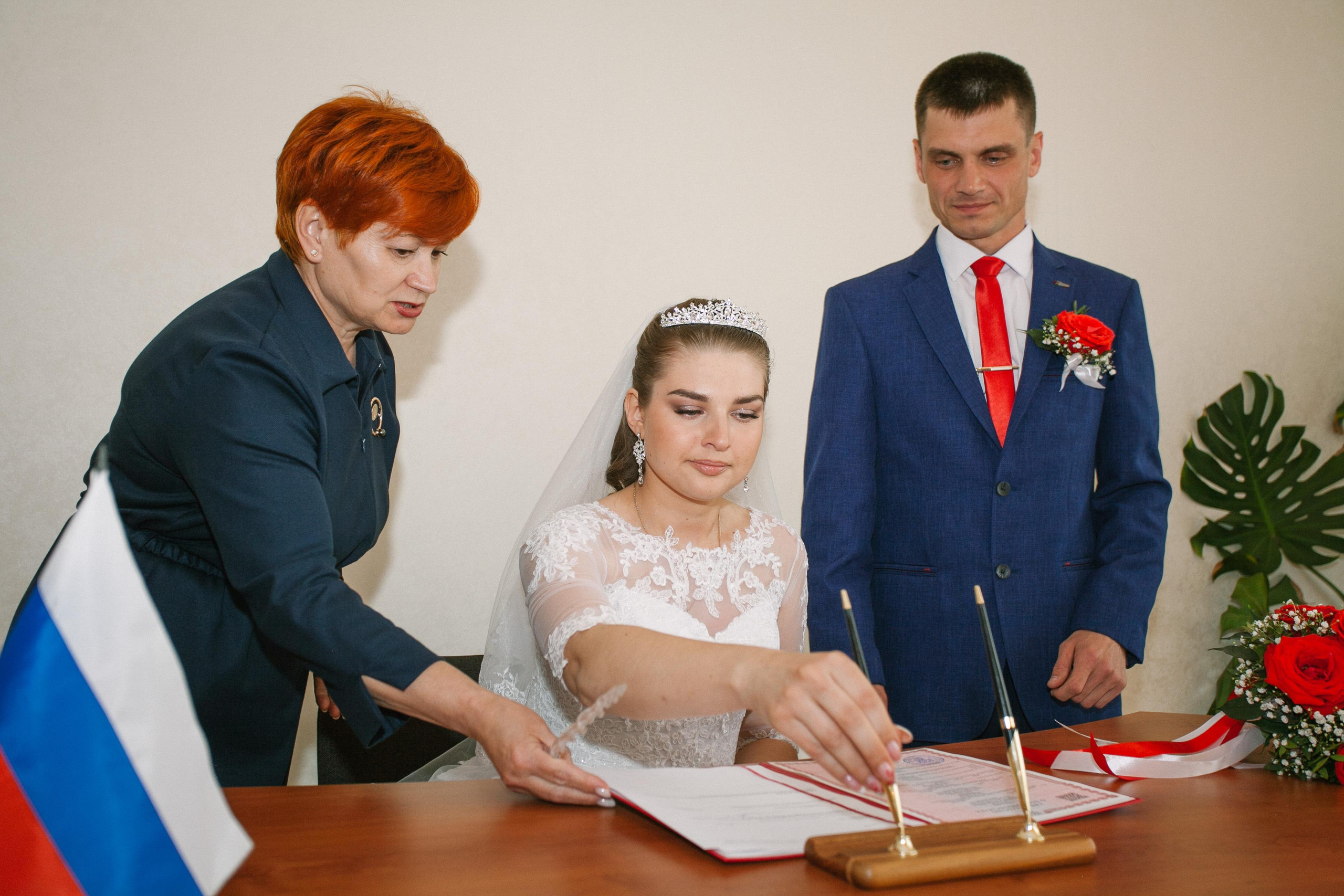 Красивая свадьба в Канске. Фотограф Дарья Локотко в Красноярске