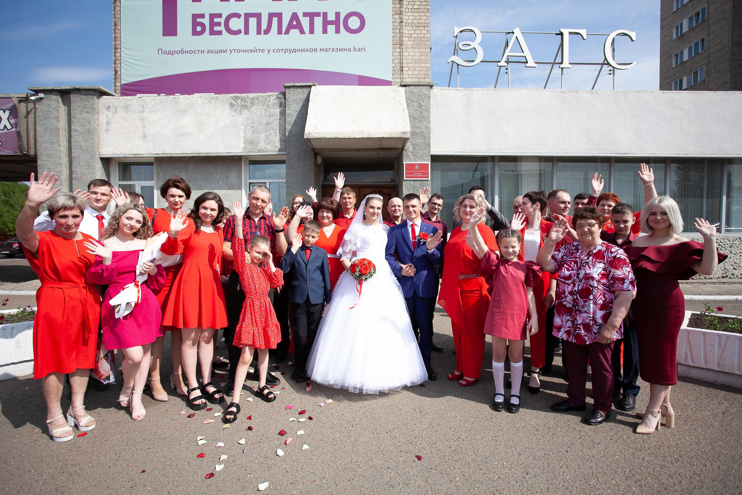 Красивая свадьба в Канске. Фотограф Дарья Локотко в Красноярске