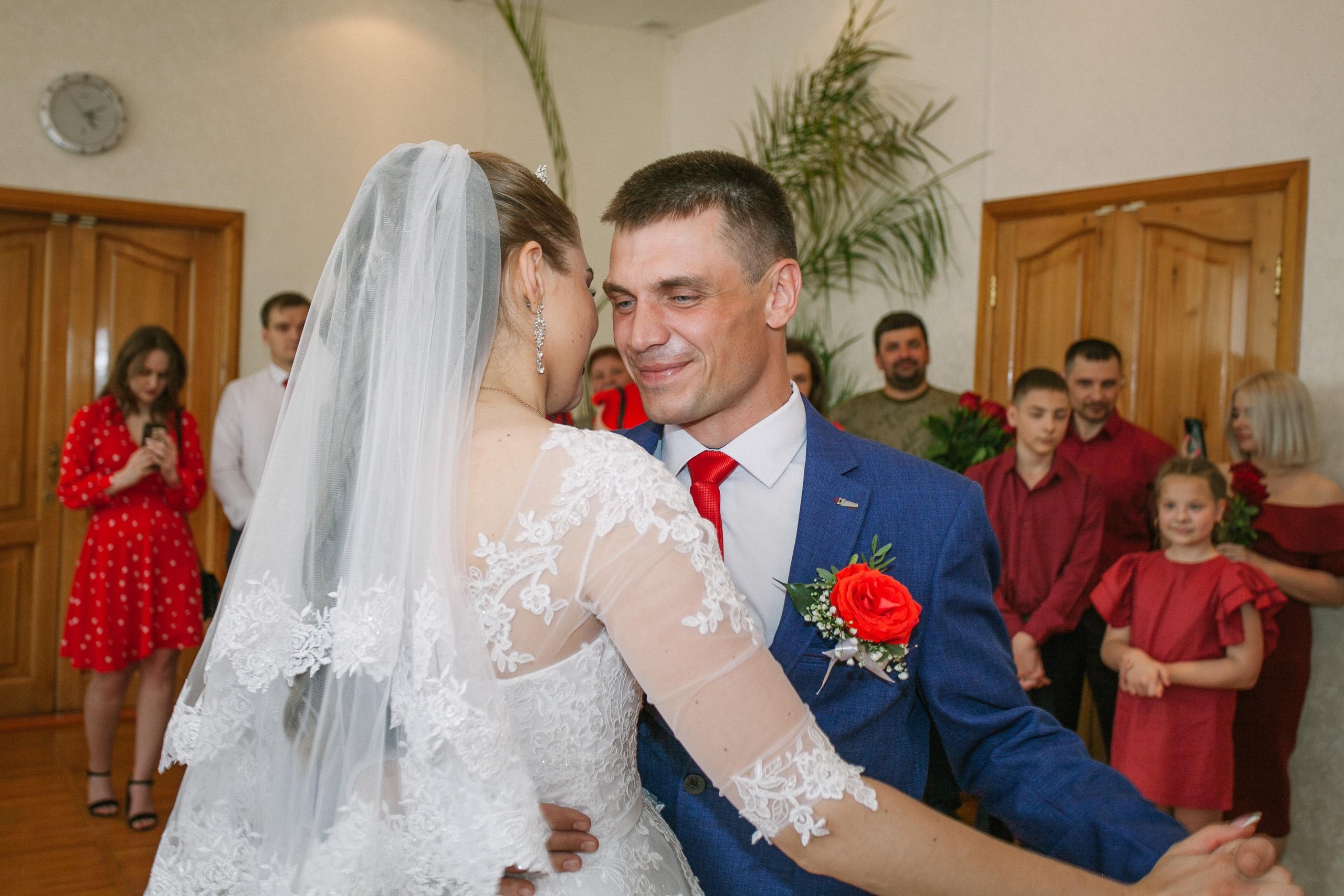 Красивая свадьба в Канске. Фотограф Дарья Локотко в Красноярске