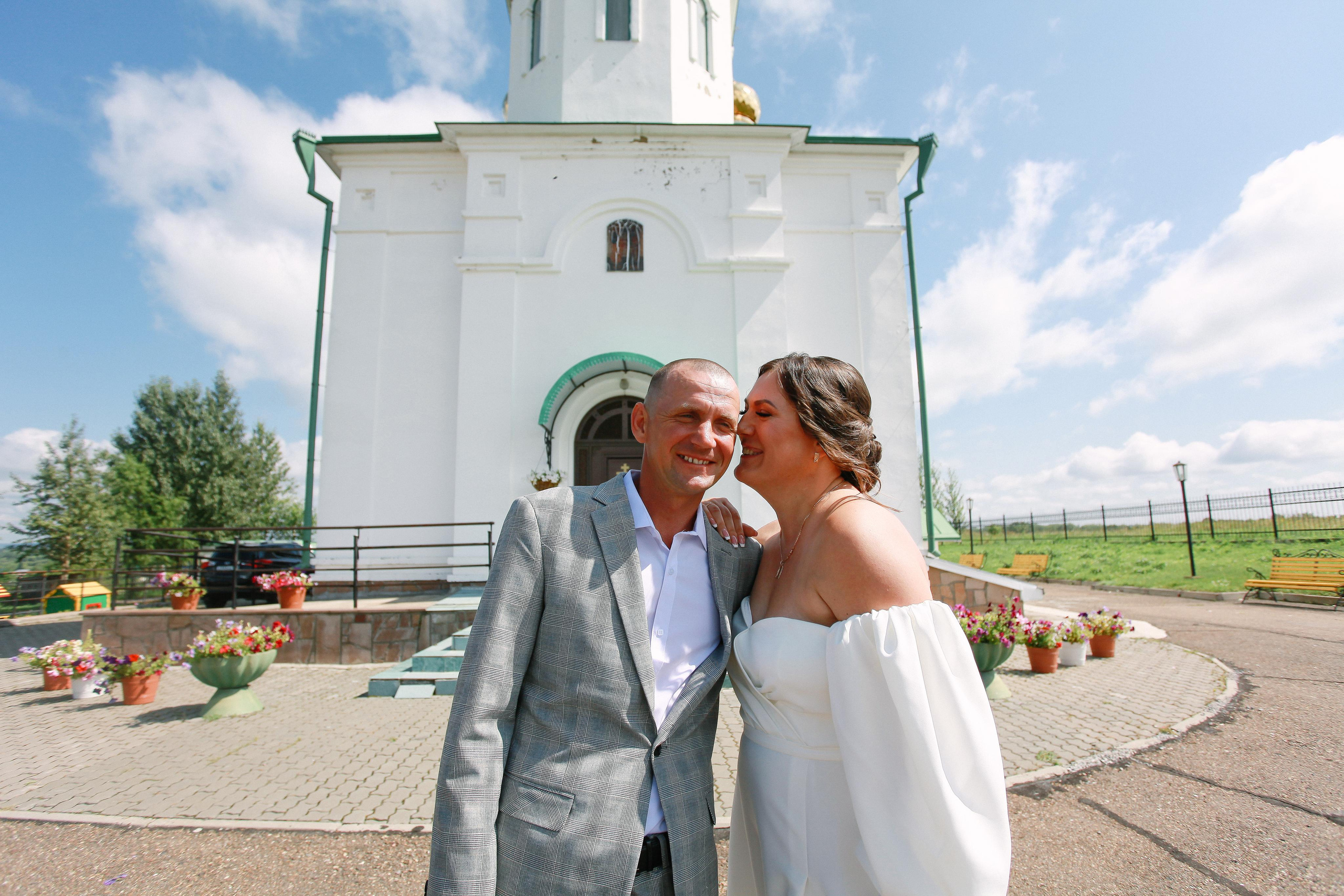 Венчание в с. Бражное. Фотограф Дарья Локотко в Красноярске