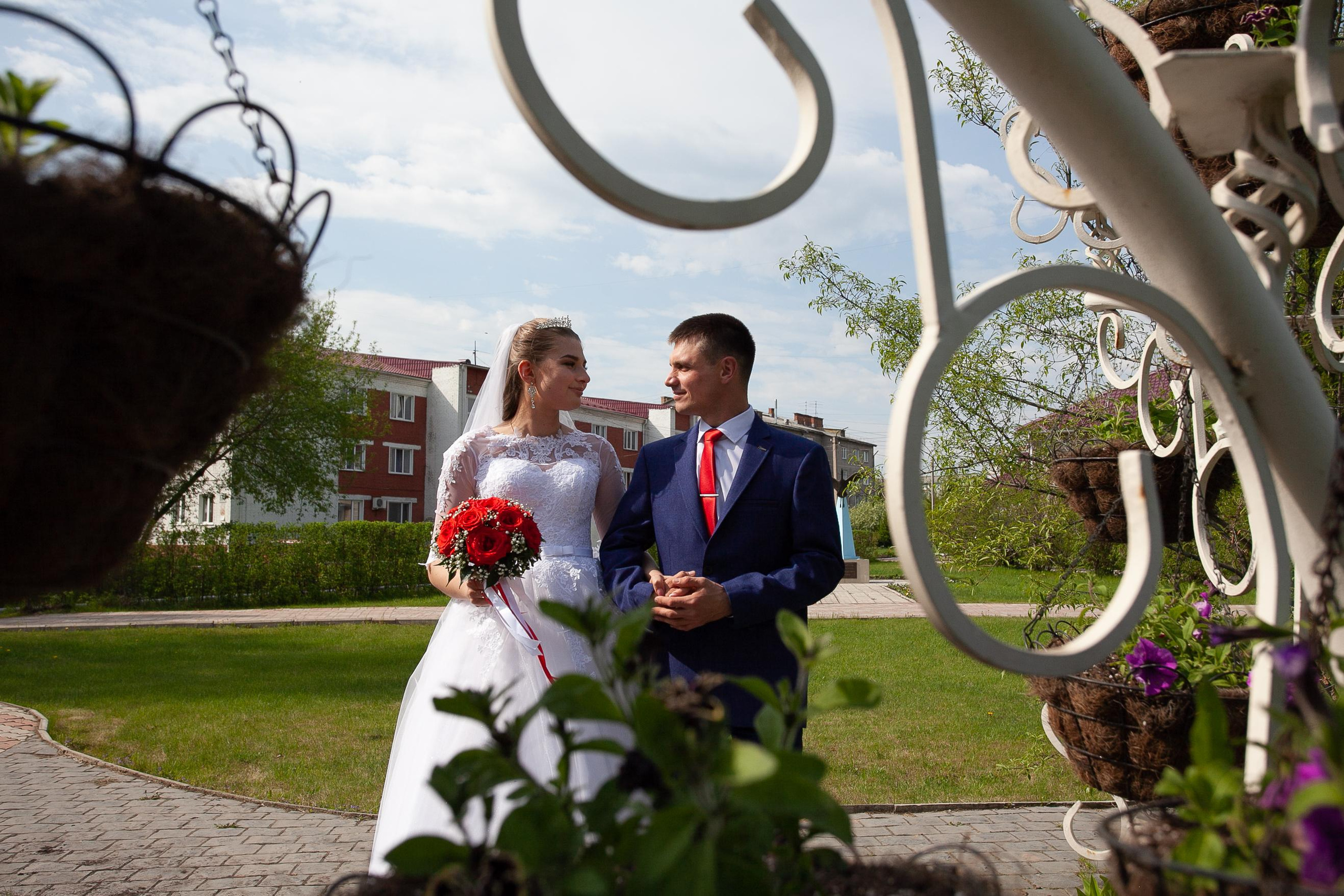 Красивая свадьба в Канске. Фотограф Дарья Локотко в Красноярске