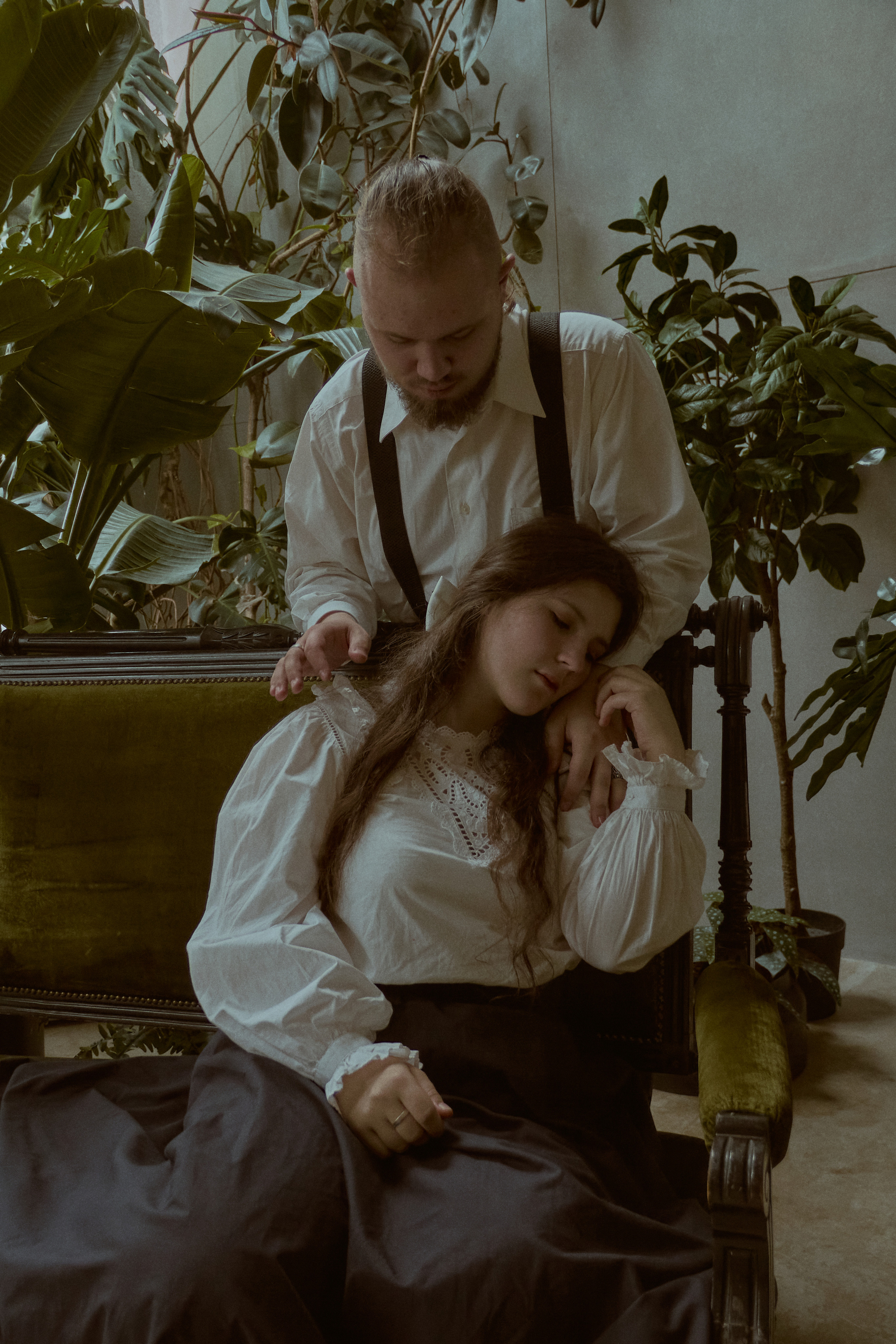 Оранжерея. Фотограф лавстори Москва/МО Приятелева Ангелина