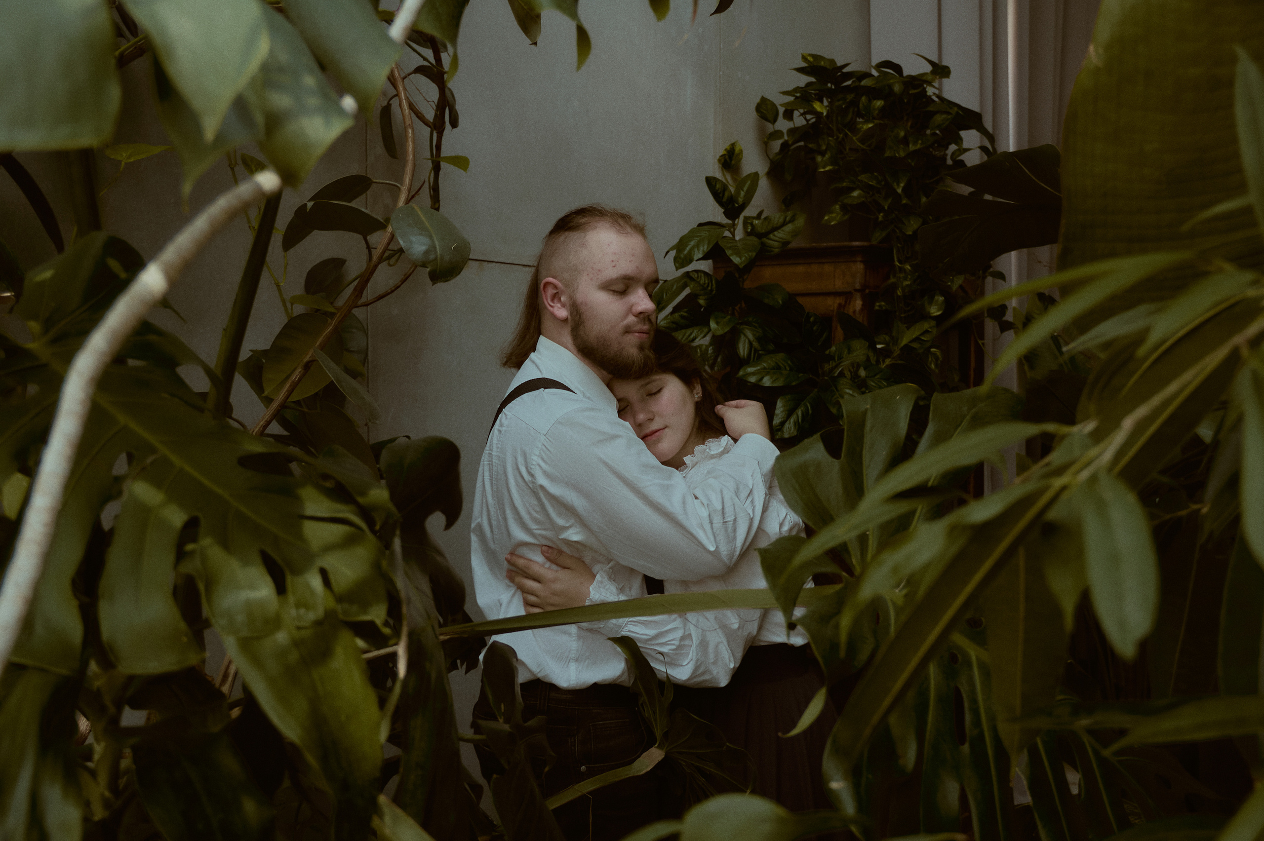 Оранжерея. Фотограф лавстори Москва/МО Приятелева Ангелина