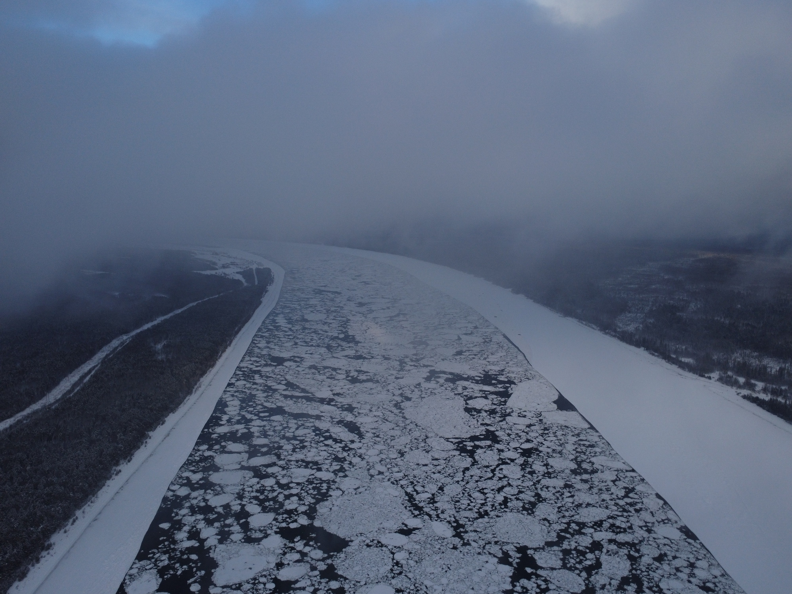 «Пока течет большая вода». Документальный и коммерческий фотограф Влад Некрасов
