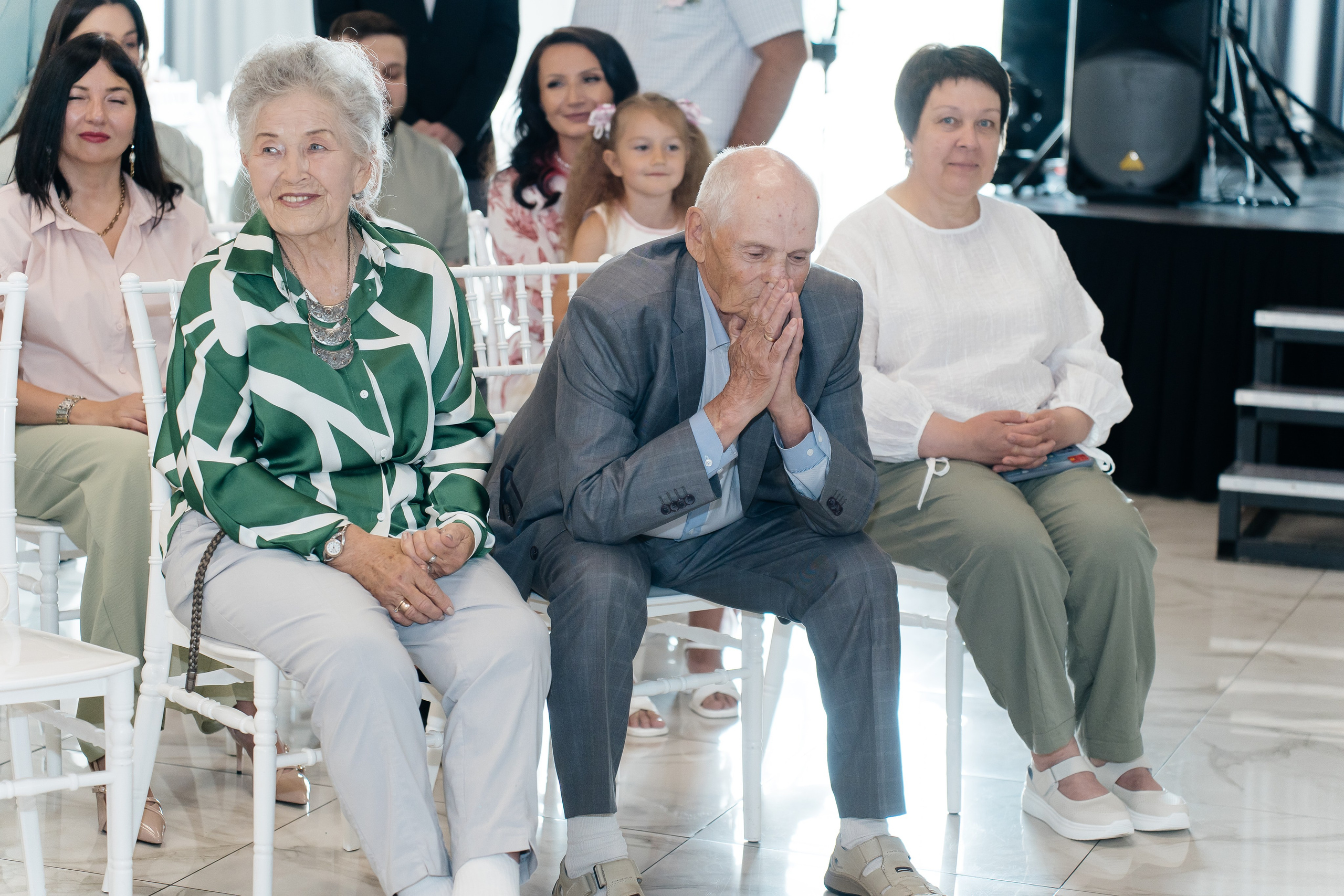 В отели. Для тех, кто не ждёт удачи, а создаёт её. Каждая фотосессия — это твой момент, твой стиль, твой успех. 📸