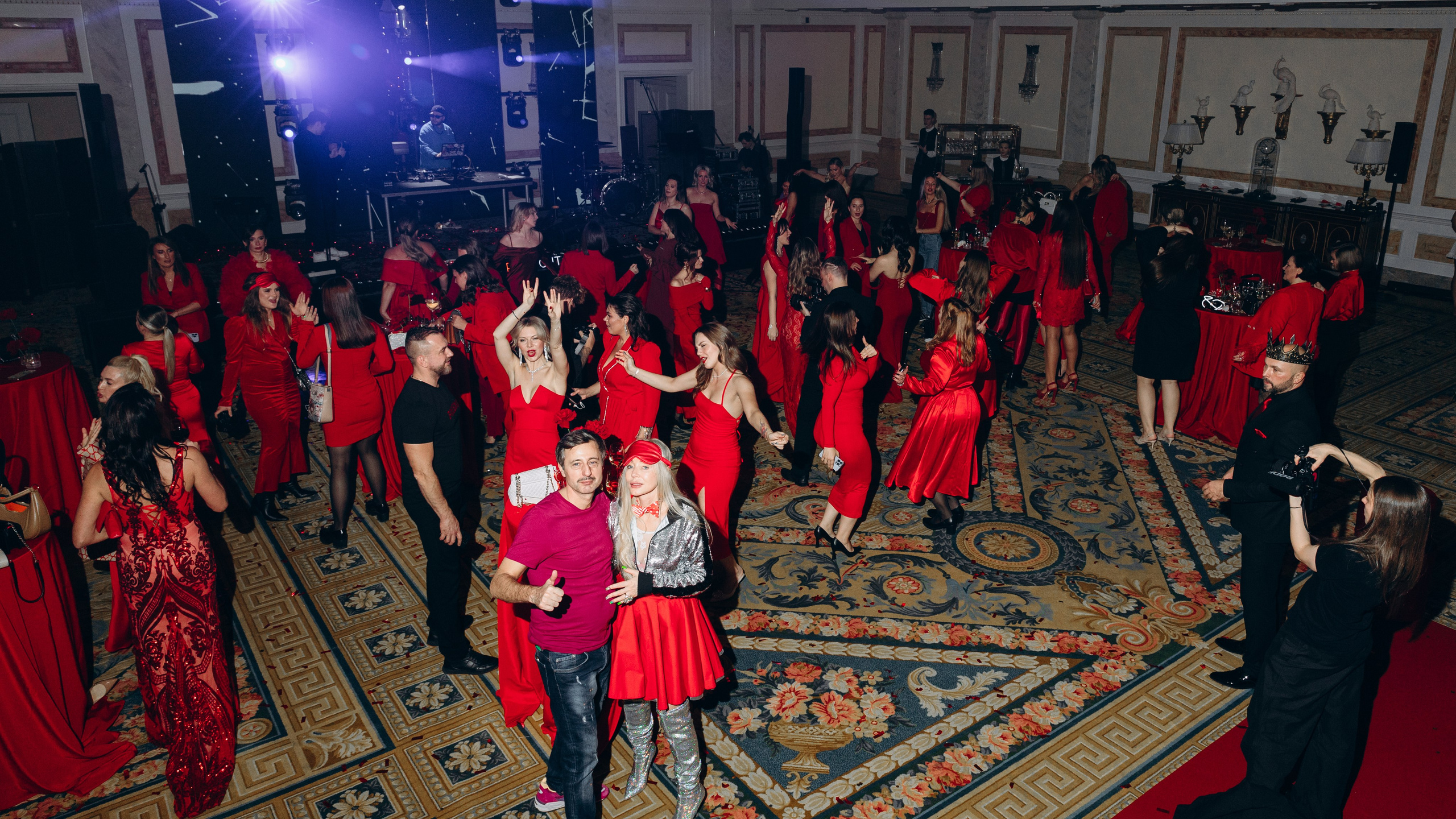 Red ball. Свадебный фотограф в Санкт-Петербурге и Москве Андрей Чернов