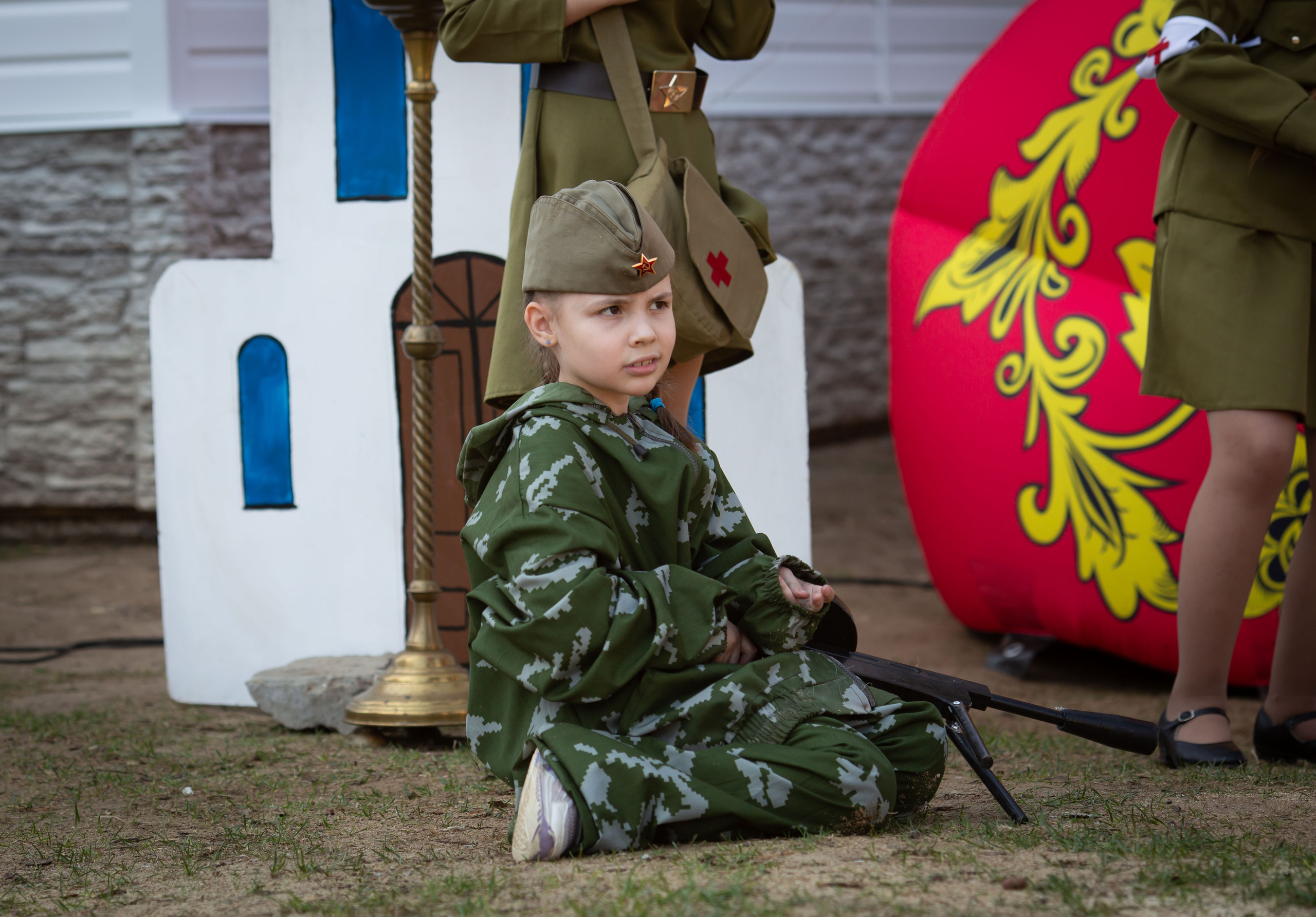 Пасха Воскресенский храм с Ашитково и ярмарка около храма. Семейный и детский фотограф Анна Петракова