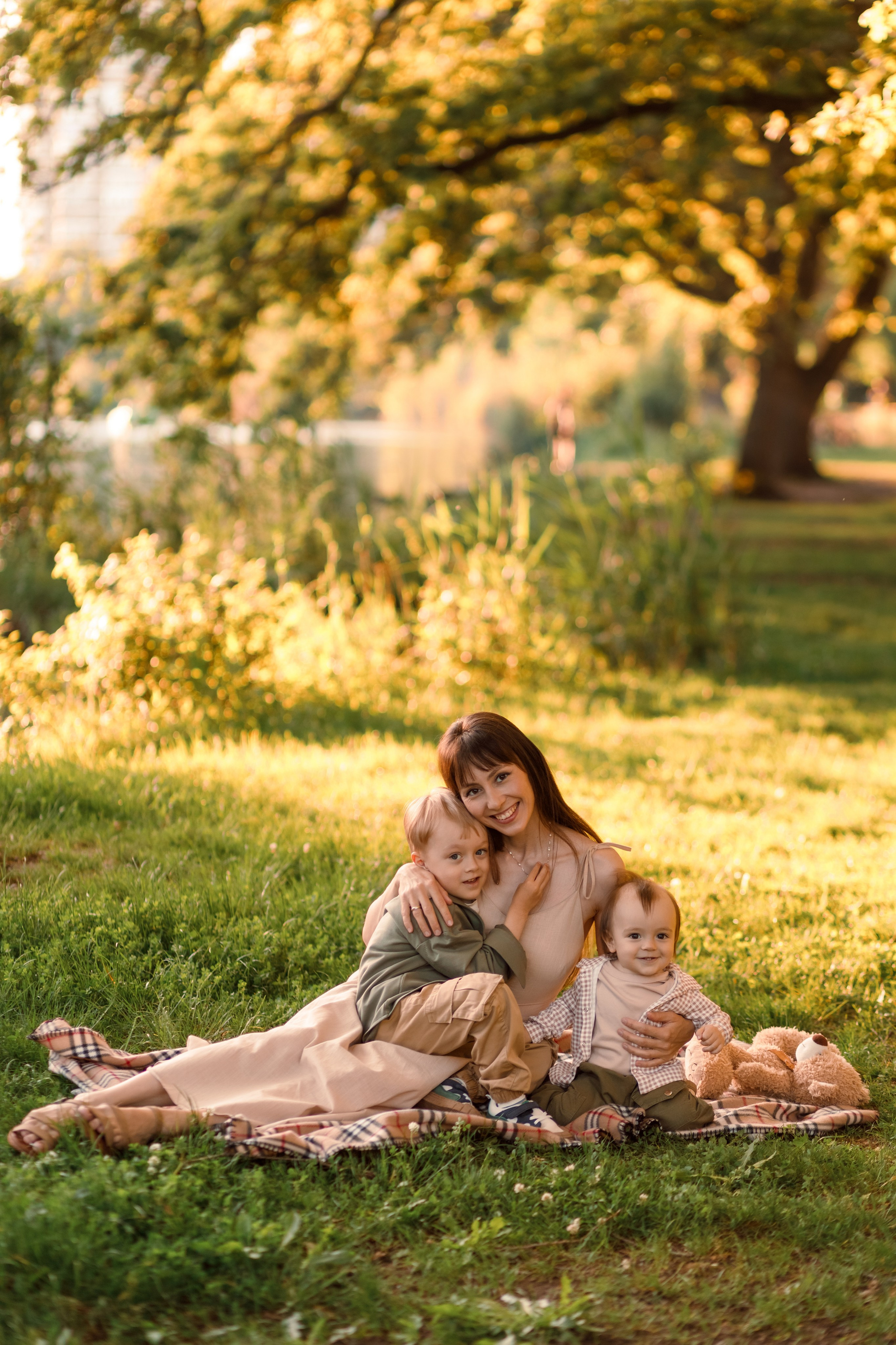 Лилия (парк Солнечный остров). Семейный и детский фотограф в Краснодаре Элона Литвинова