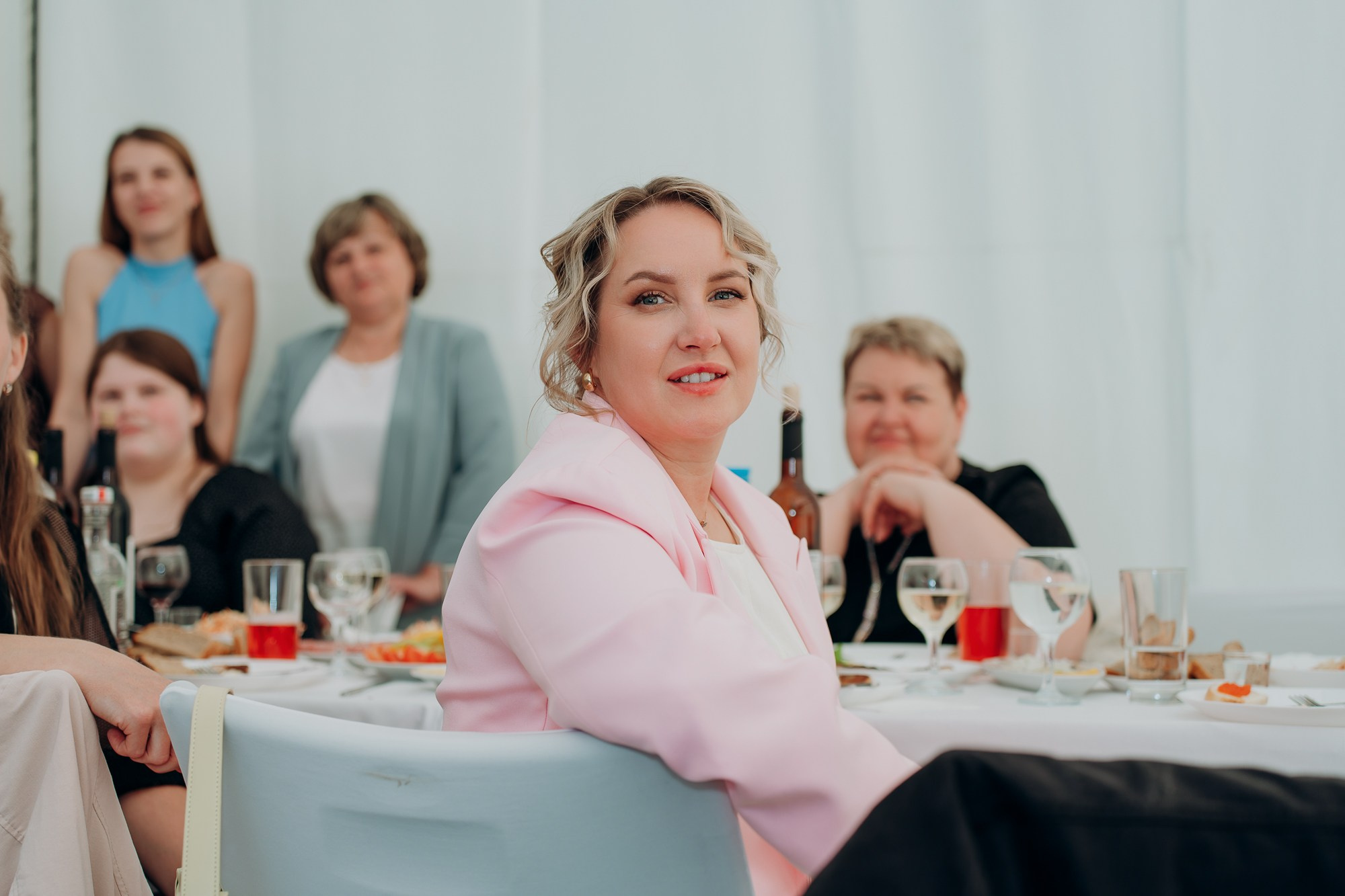 Фотосъемка школьного выпускного для 11 класса. Свадебный и репортажный фотограф в Ярославле Евгений Сальников