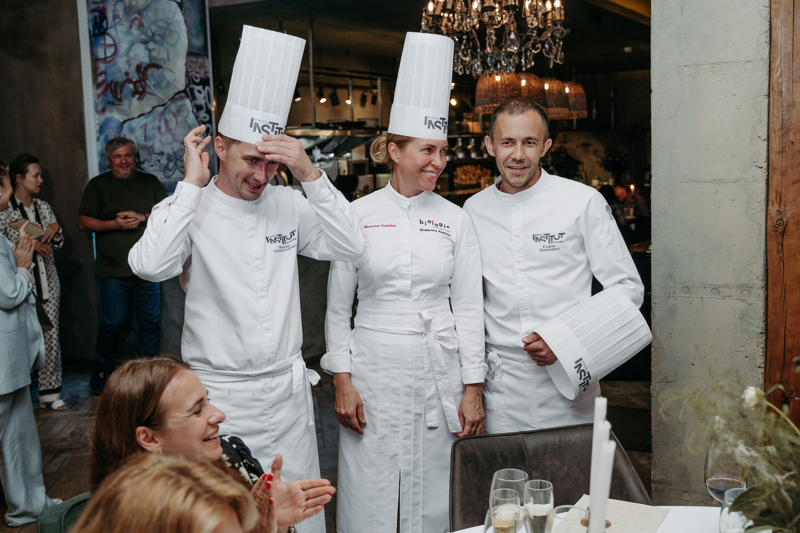 Открытый ужин с Mishlen Шеф Поварами. Репортажный и свадебный фотограф в Москве Рая Небогатова