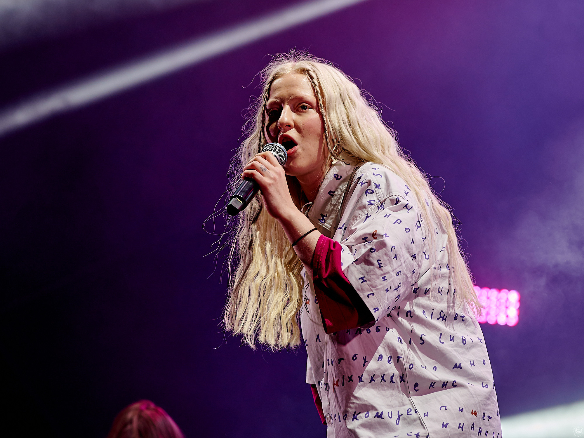 Тося Чайкина на фестивале Ural Music Night 2023. Фотографии отовсюду и обо всем