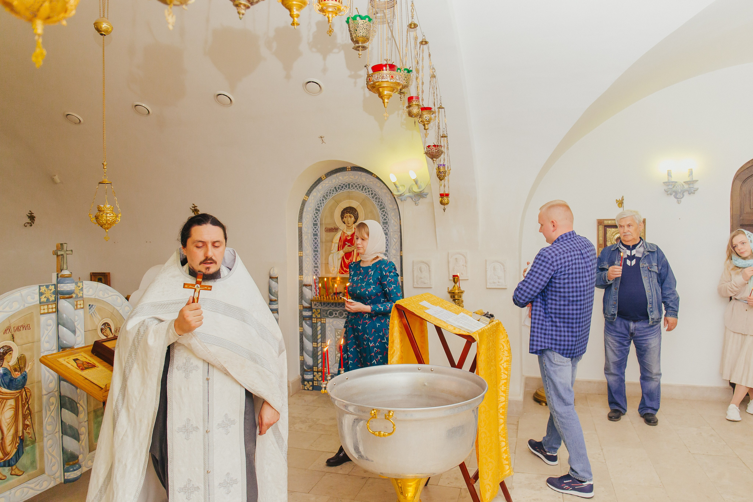 Крещение Михаила. Церковь Явления Пресвятой Богородицы. Фотограф новорожденных и детский в Сергиевом Посаде Кругликова Юлия