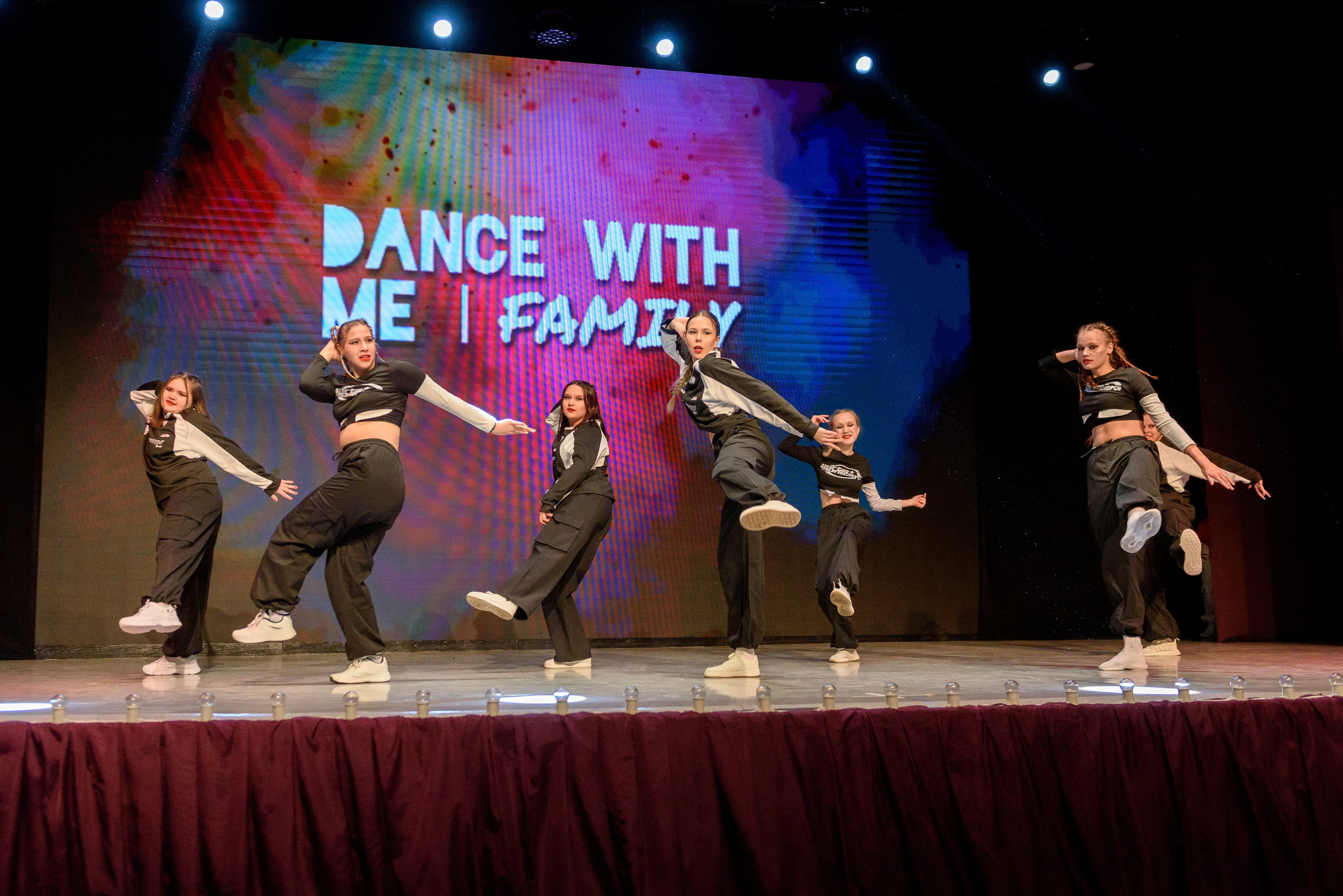 Отчётный концерт «Зажигай». Главная