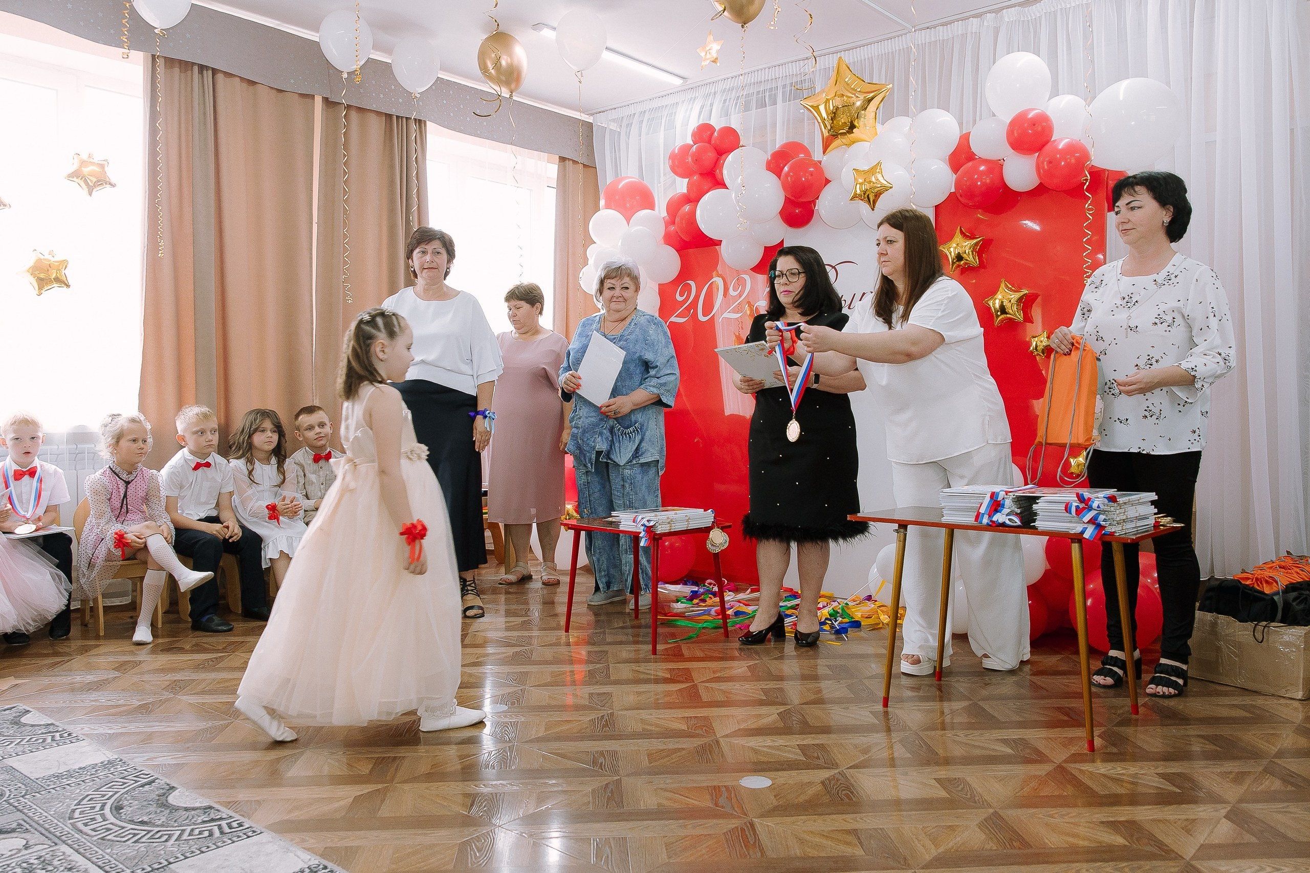 Выпускной в ДС 26. Выпускные альбомы Натальи Бутко: Новороссийск, Анапа, Геленджик