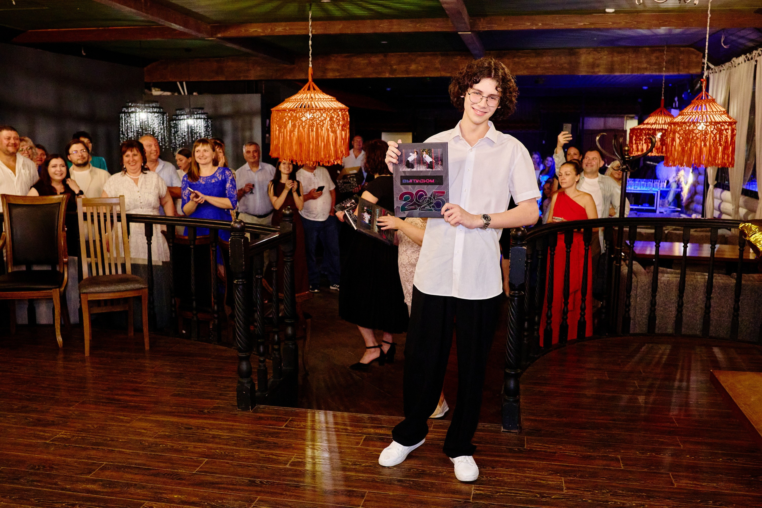 Выпускной 35 Сош. Фотограф Выпускные альбомы Таганрог Сергей Коробченко